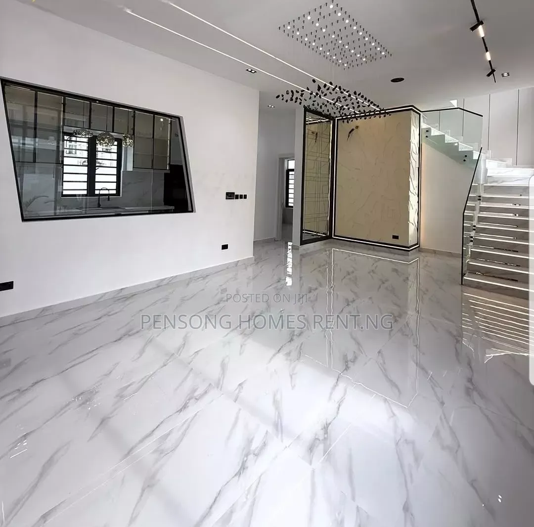 4bdrm Duplex in Lekki Palm, Ado / Ajah for rent