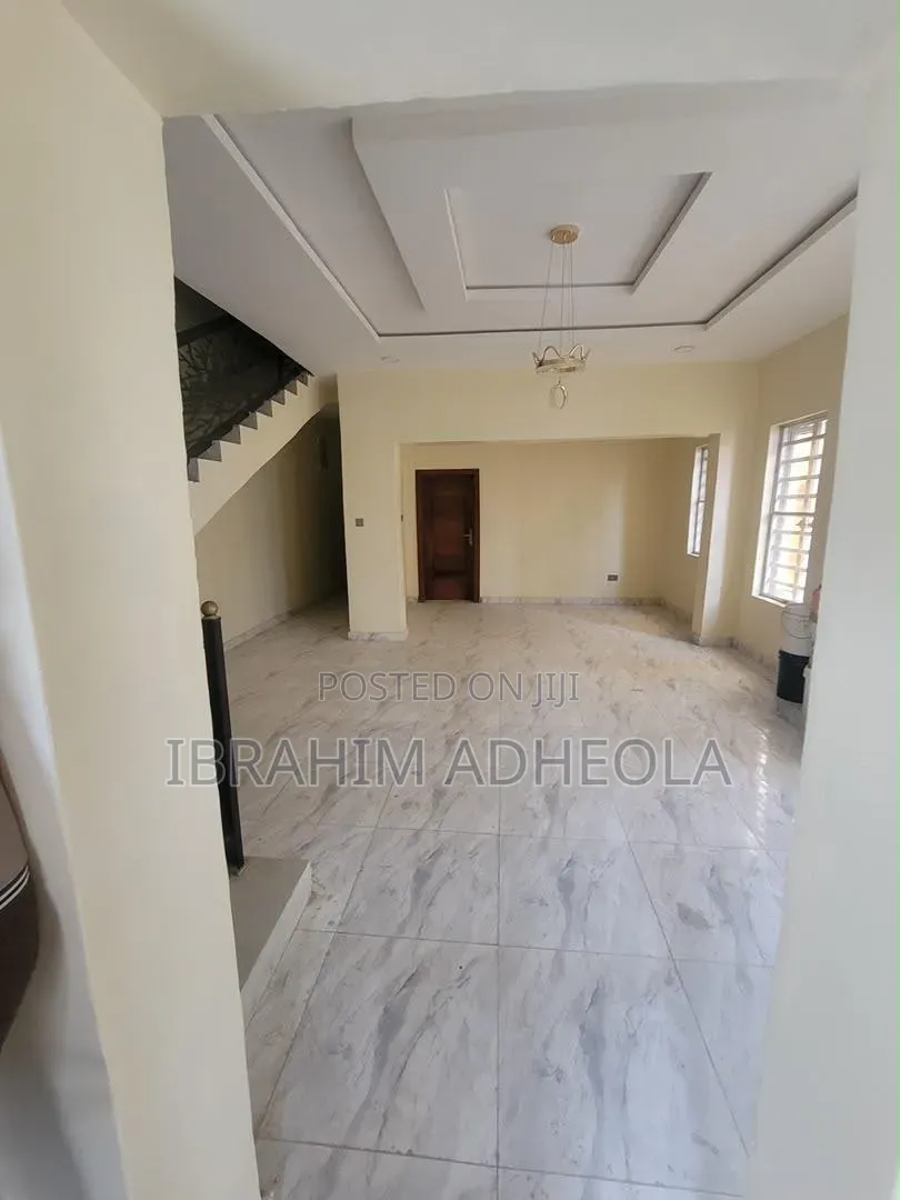 4bdrm Duplex in Opic, Isheri North for rent