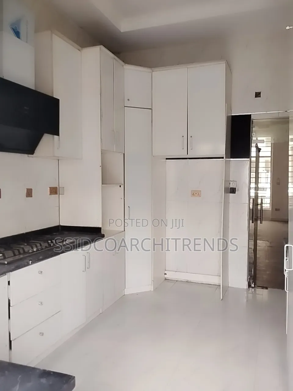 4bdrm Duplex in Call To Access, Chevron for rent