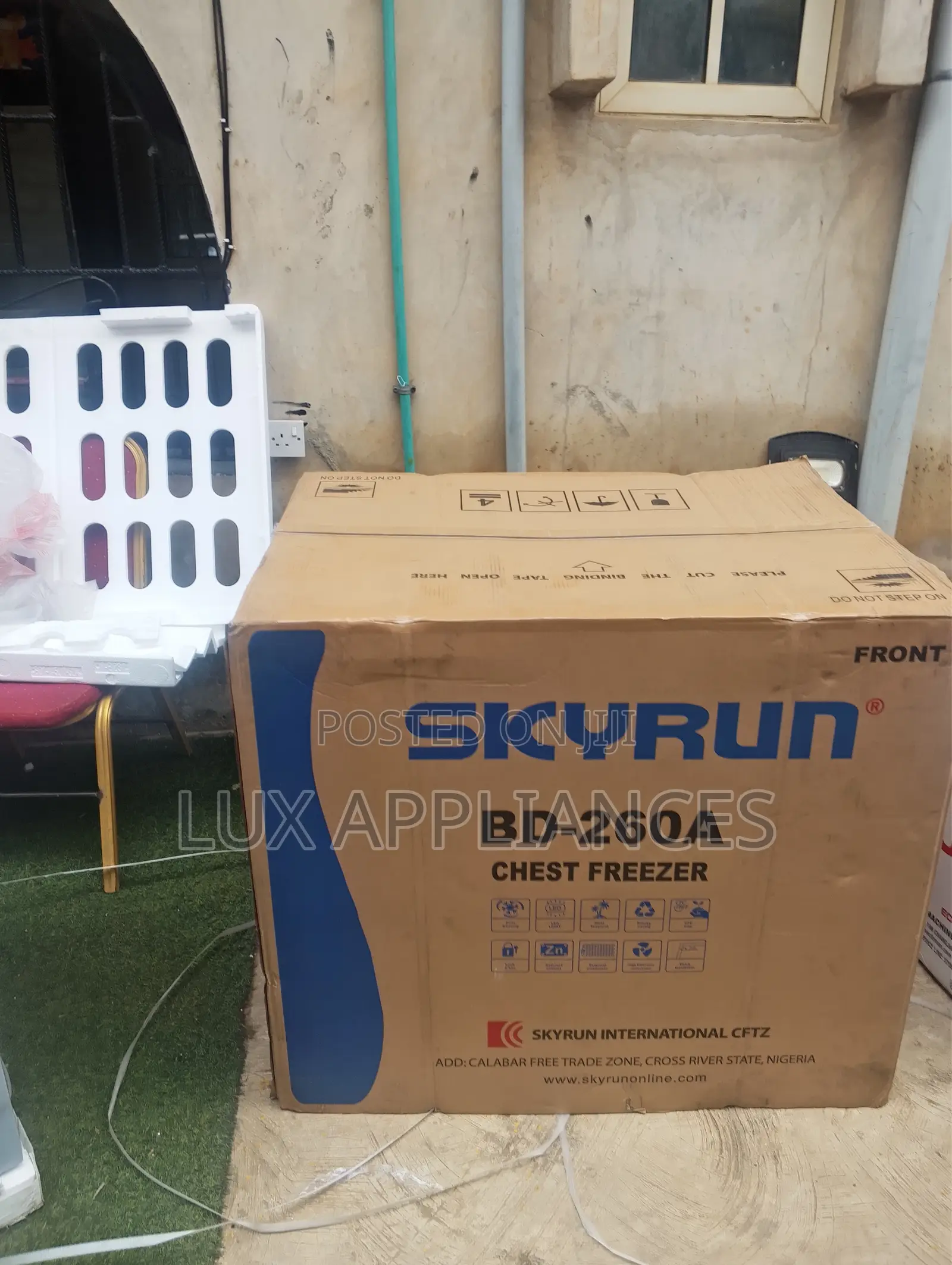 Skyrun 260L Freezer for Home and Business