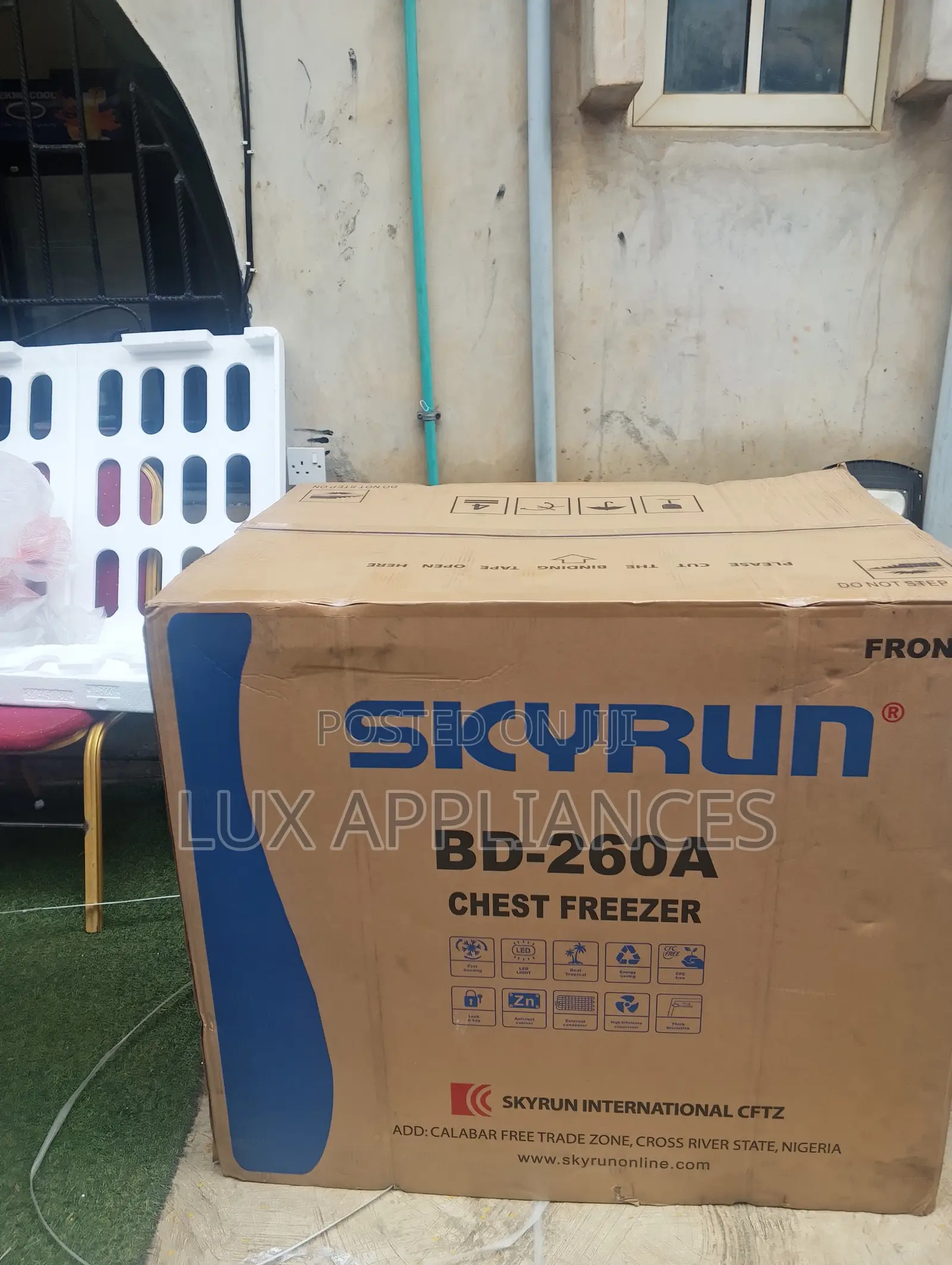 Skyrun 260L Chest Freezer for Business
