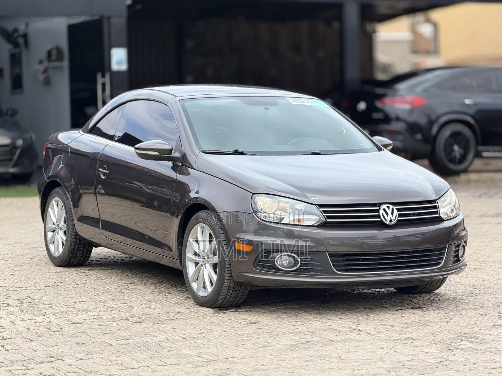 Volkswagen Eos Sport 2dr Convertible (2.0L 4cyl Turbo 6AM) 2014 Brown