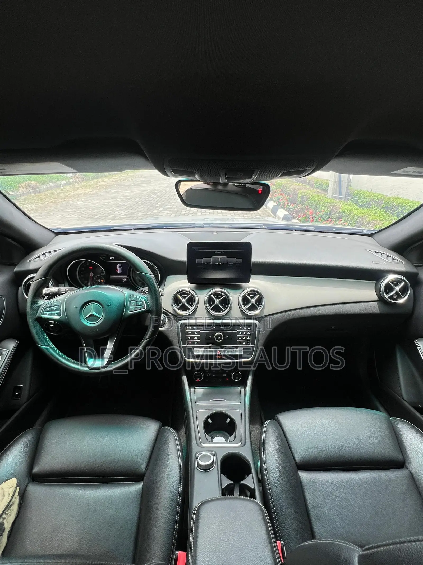 Mercedes-Benz GLA 250 2018 Silver