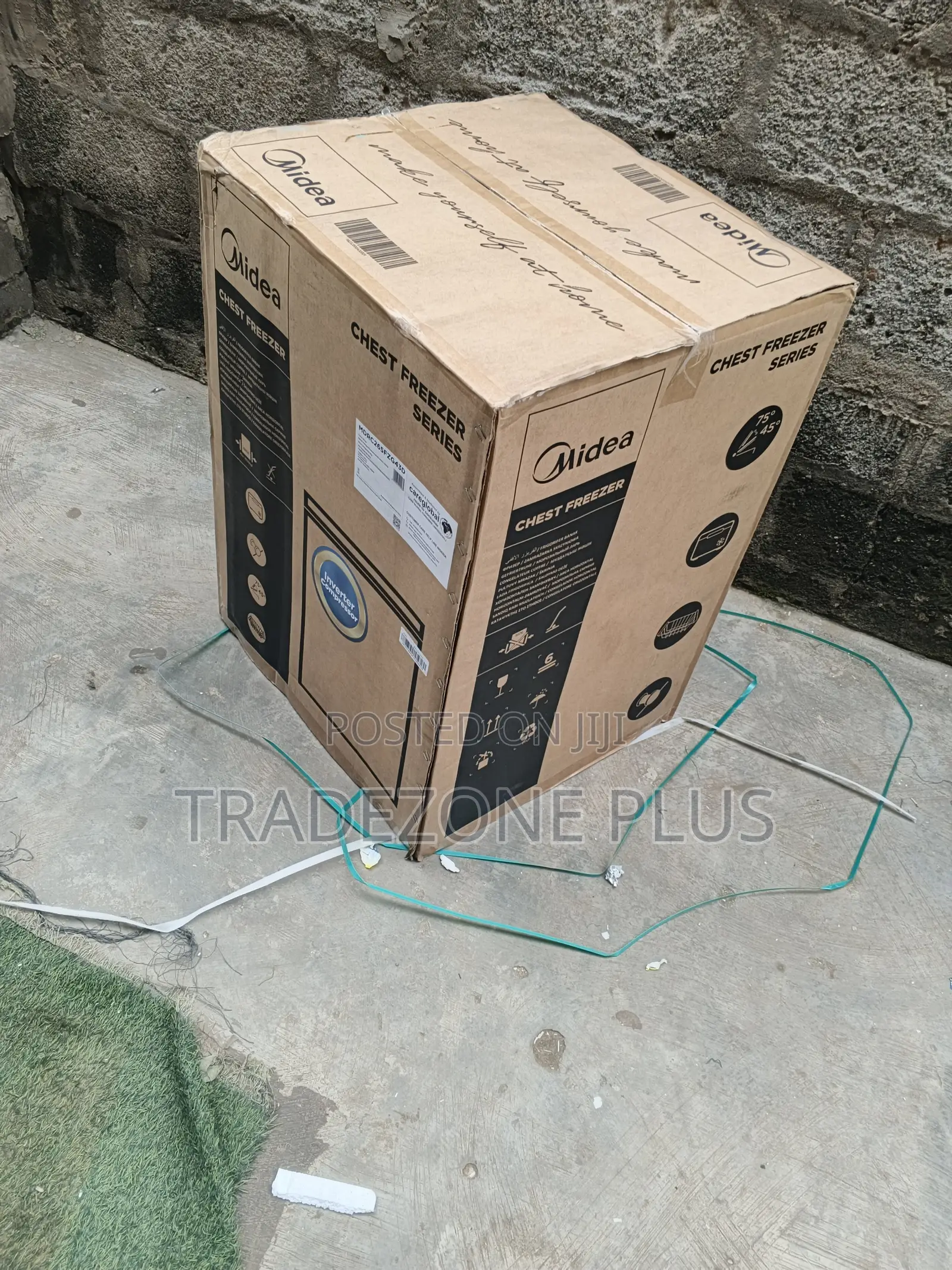 Midea 142L Chest Freezer for Long-Term Storage