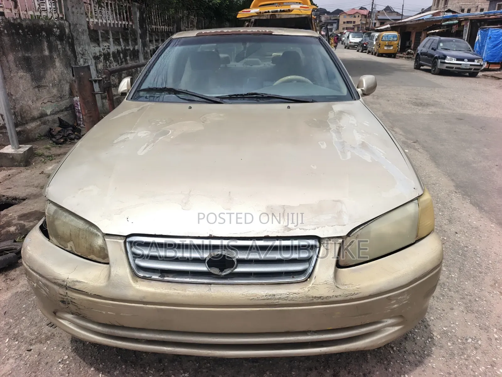 Toyota Camry XLE V6 4dr Sedan (3.0L 6cyl 4A) 2000 Gold