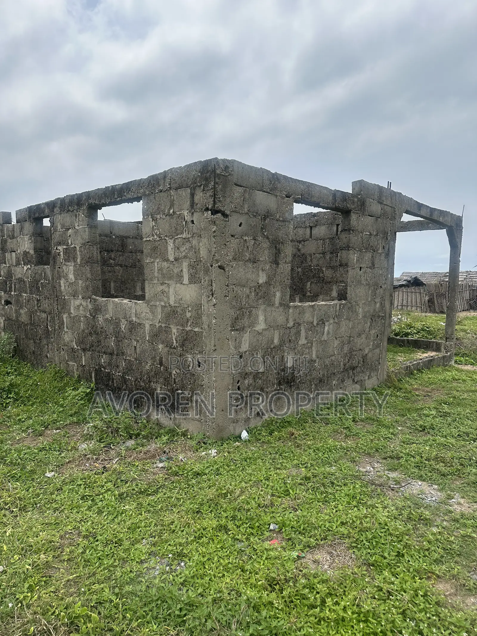 2bdrm Bungalow in Eleko for sale