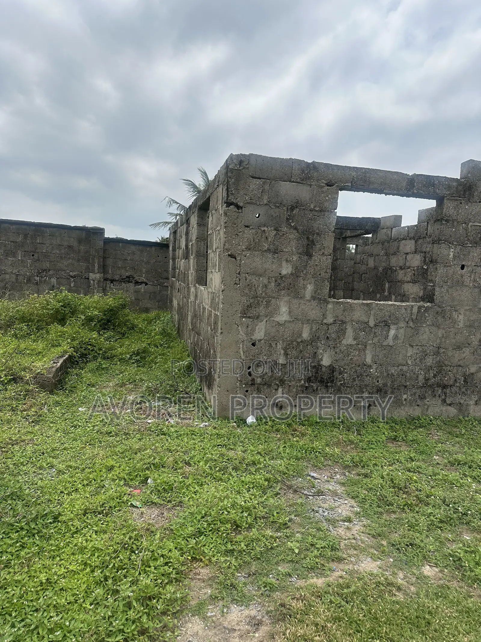 2bdrm Bungalow in Eleko for sale