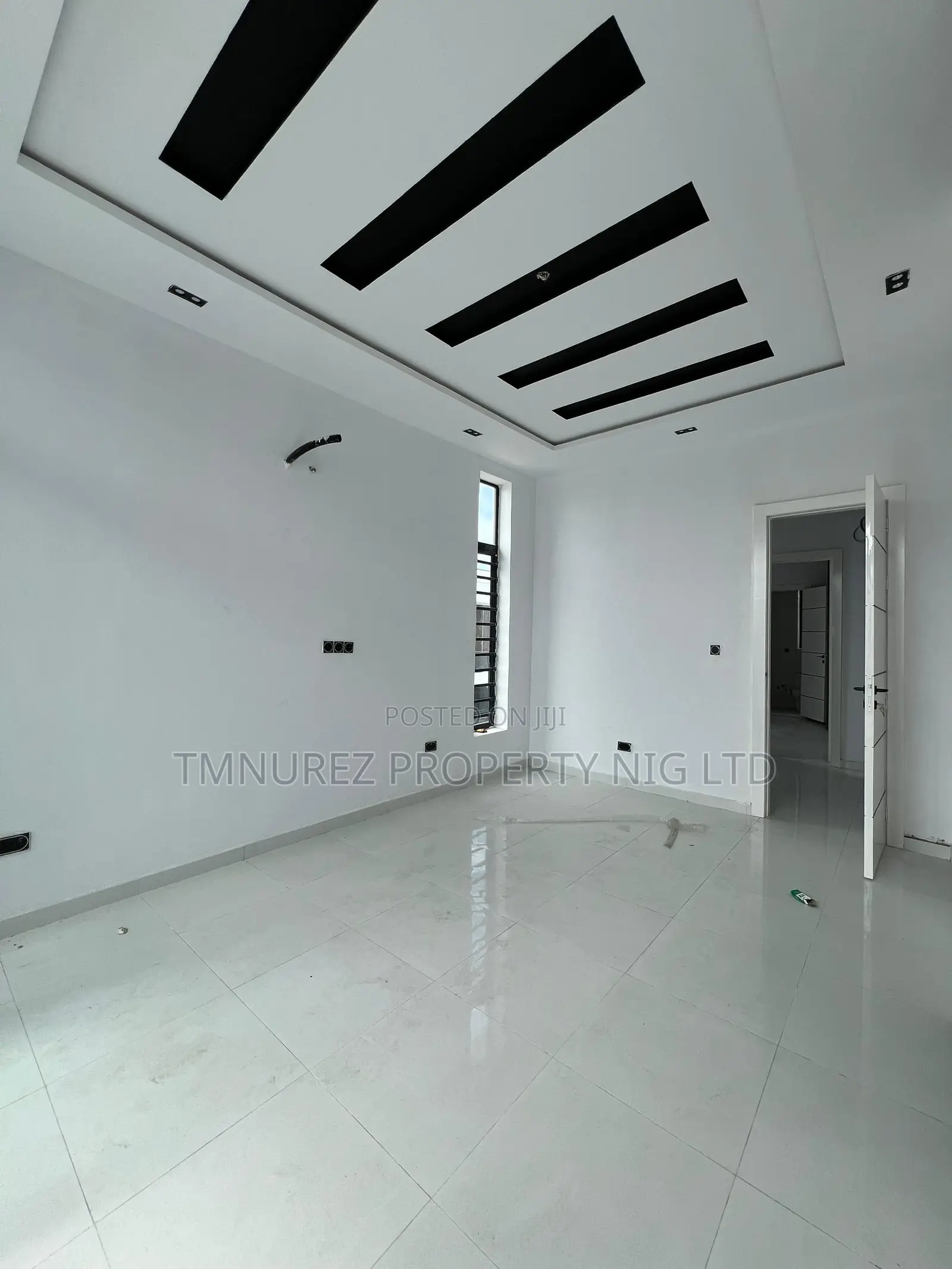 4bdrm Duplex in Ikota for rent