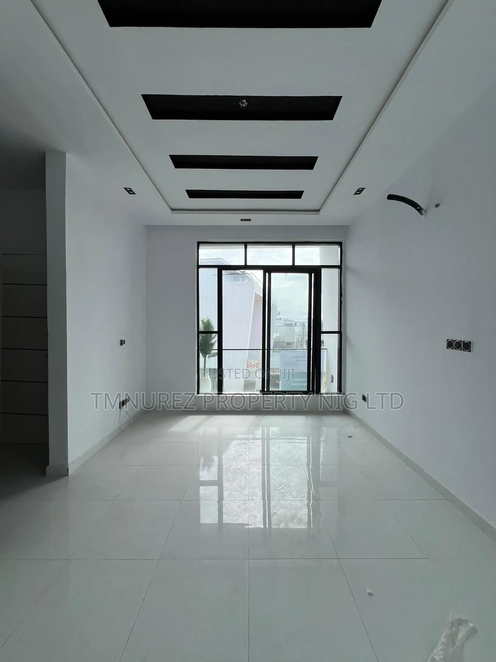 4bdrm Duplex in Ikota for rent