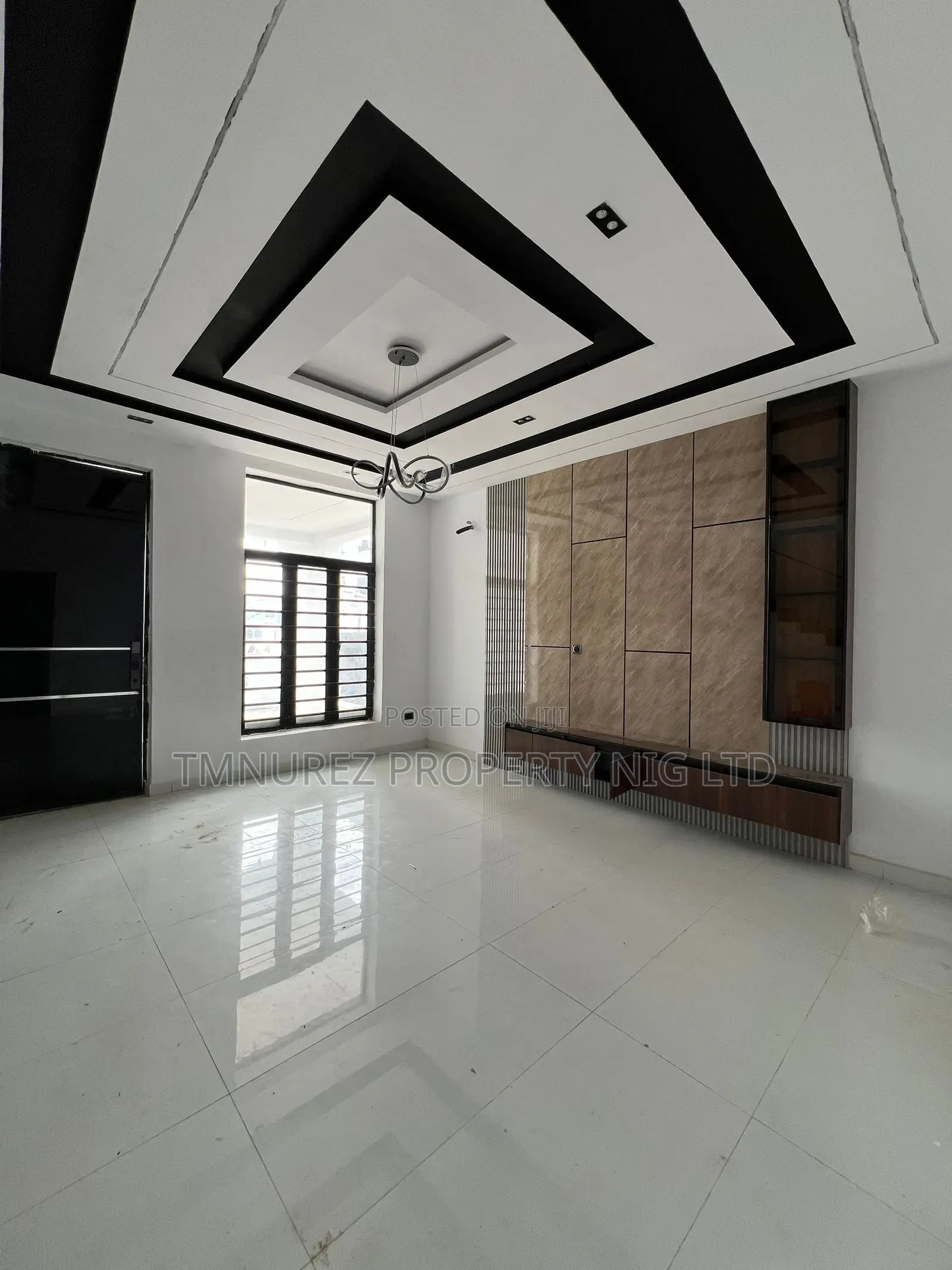 4bdrm Duplex in Ikota for rent
