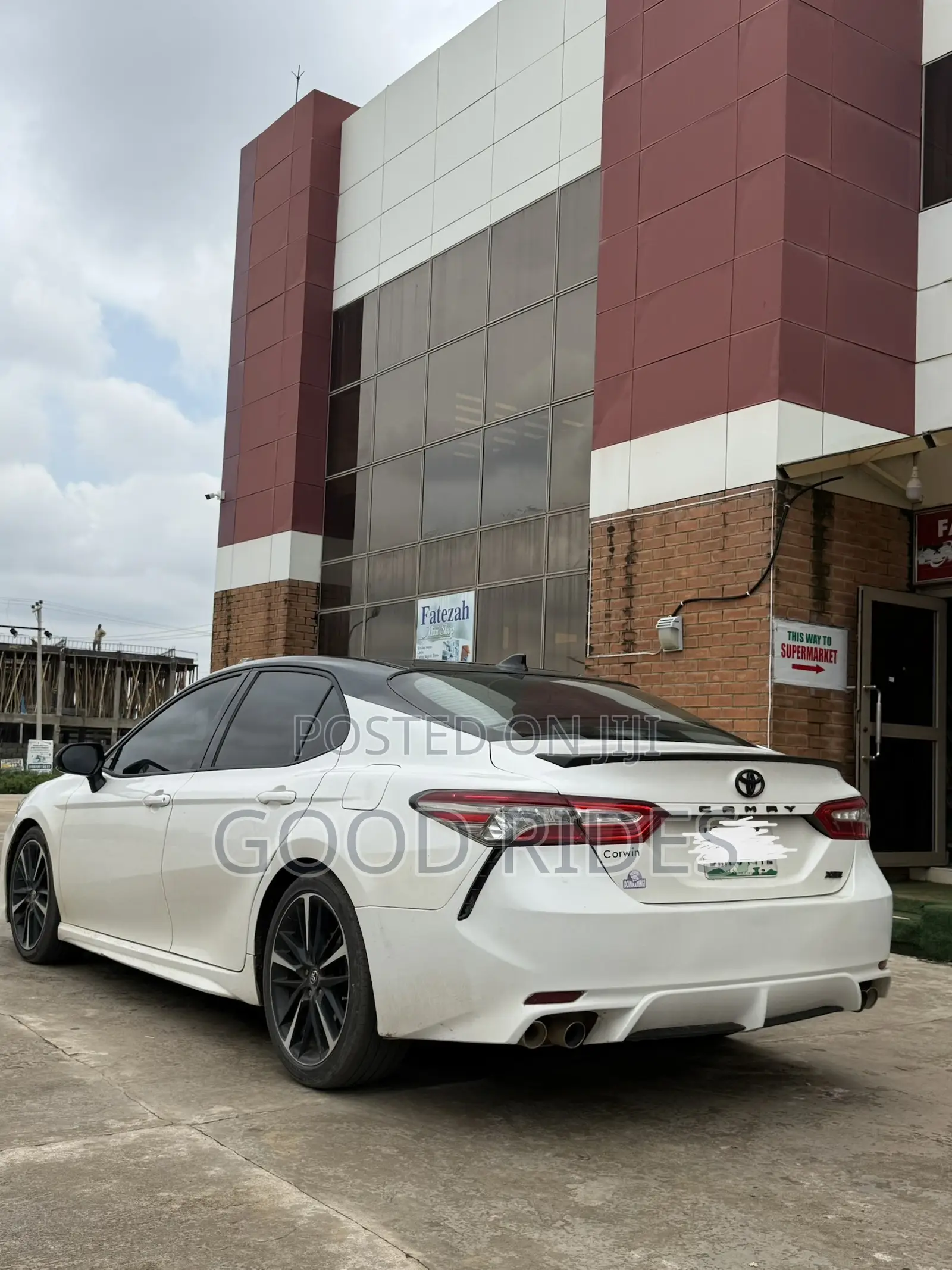 Toyota Camry XSE V6 (3.5L V6 8A) 2019 White