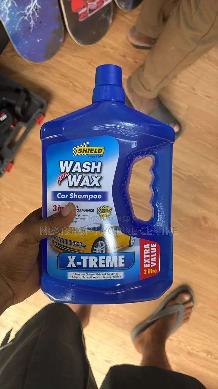 Shield X-Treme Wash Plus Wax Car Shampoo
