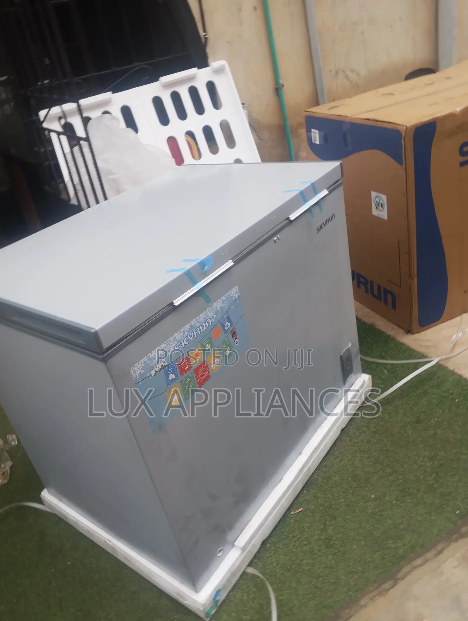 Skyrun BD-260A 260L Freezer for Business