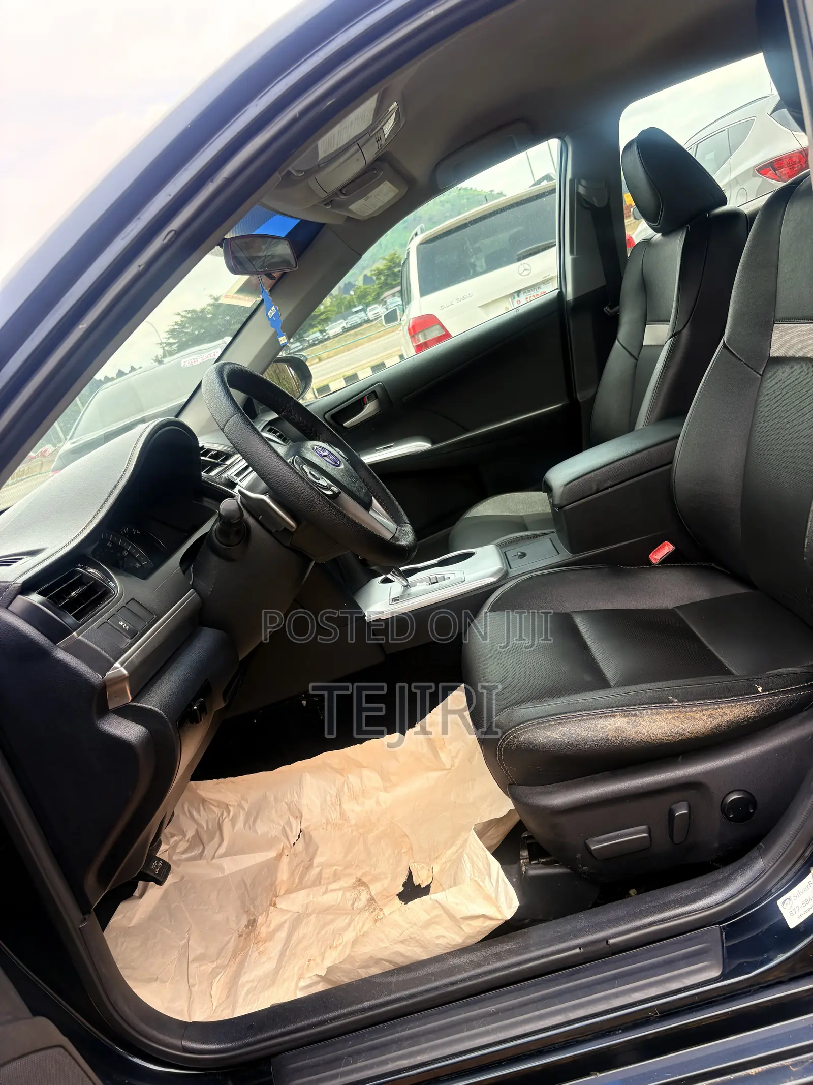 Toyota Camry SE 4dr Sedan (2.5L 4cyl 6A) 2013 Black