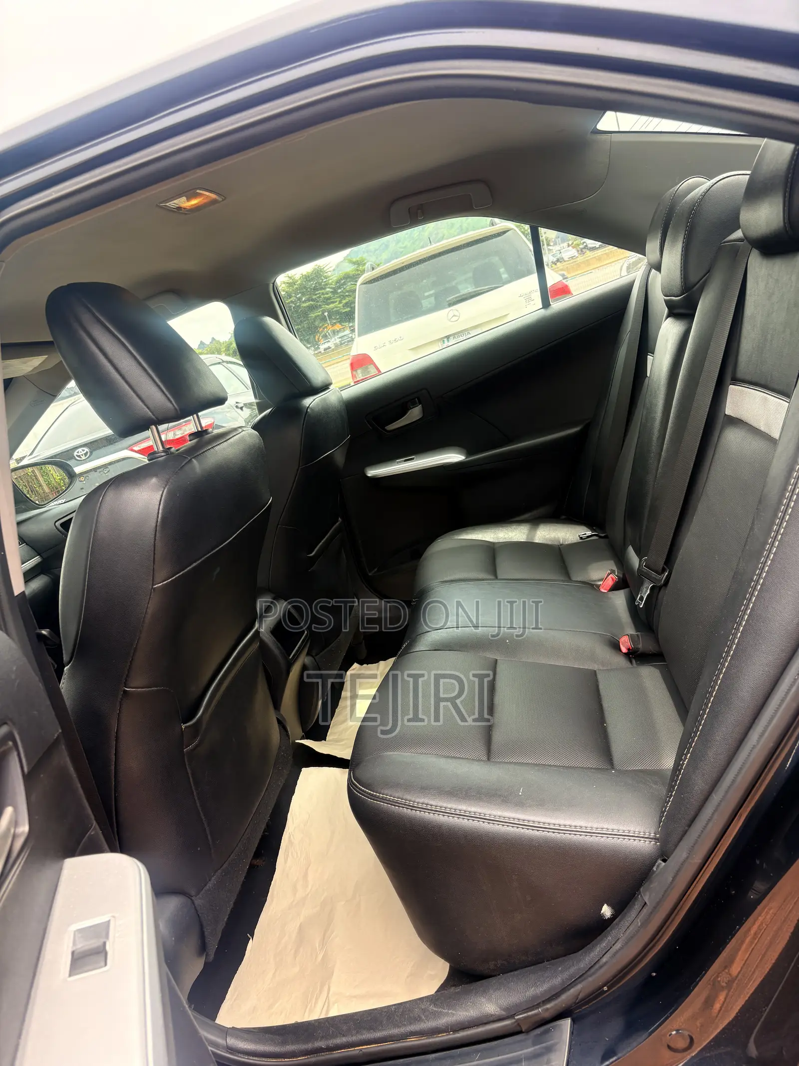 Toyota Camry SE 4dr Sedan (2.5L 4cyl 6A) 2013 Black