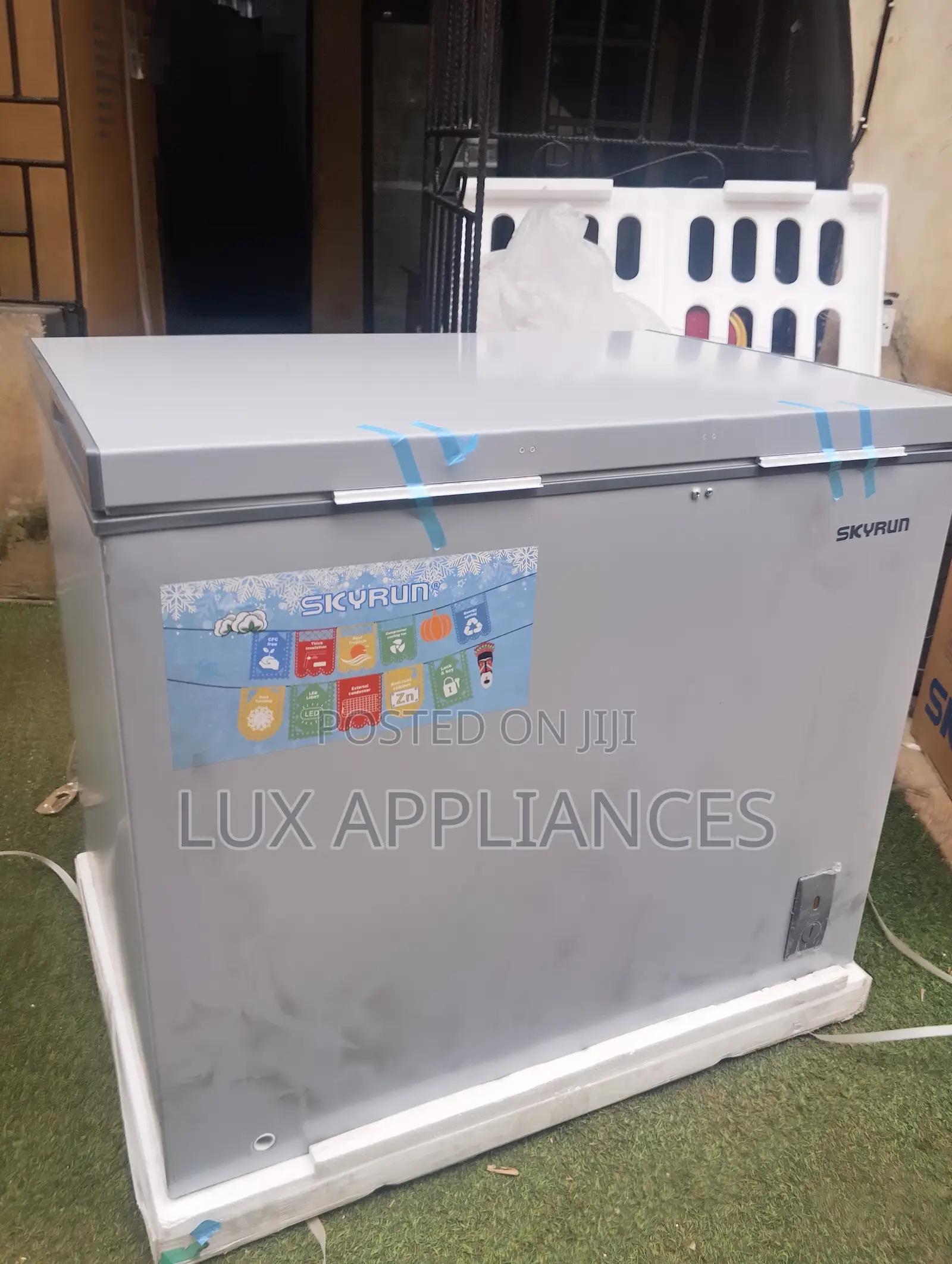 Skyrun 260L Energy Saving Chest Freezer