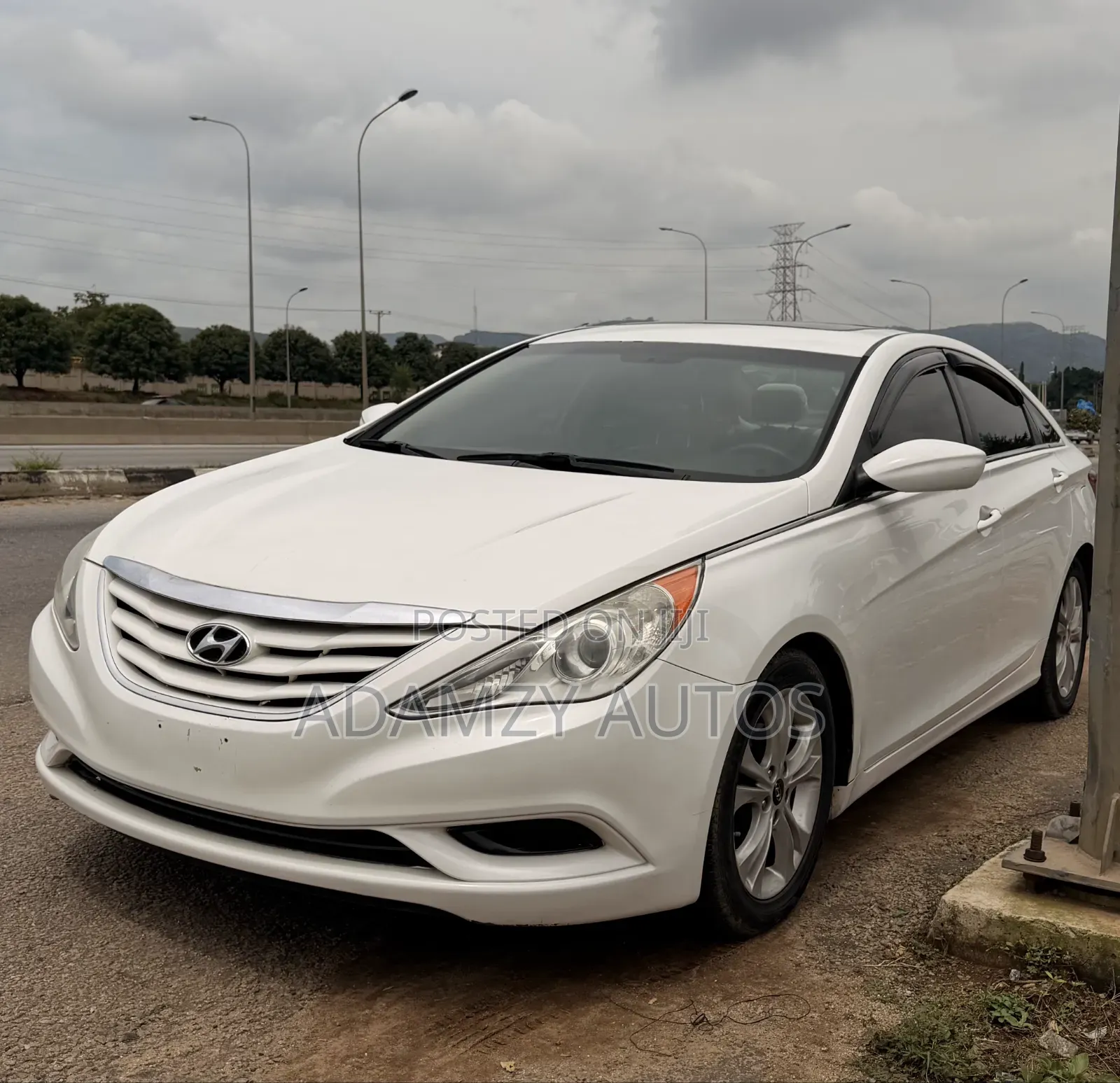 Hyundai Sonata 2010 White