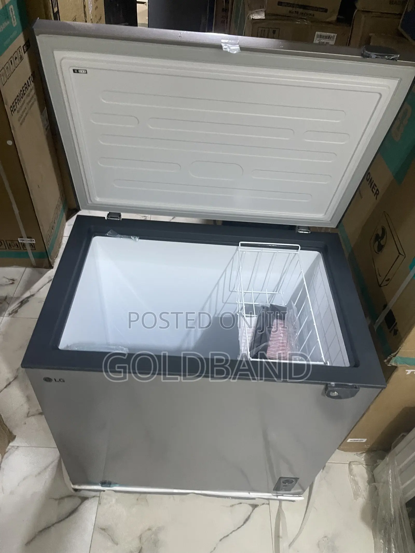 LG Chest Freezer 205R 194L – Reliable Performance