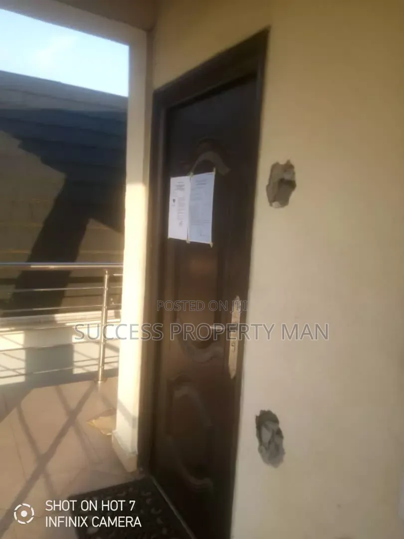 3bdrm Bungalow in Rumukoro, Rumuahalu for sale