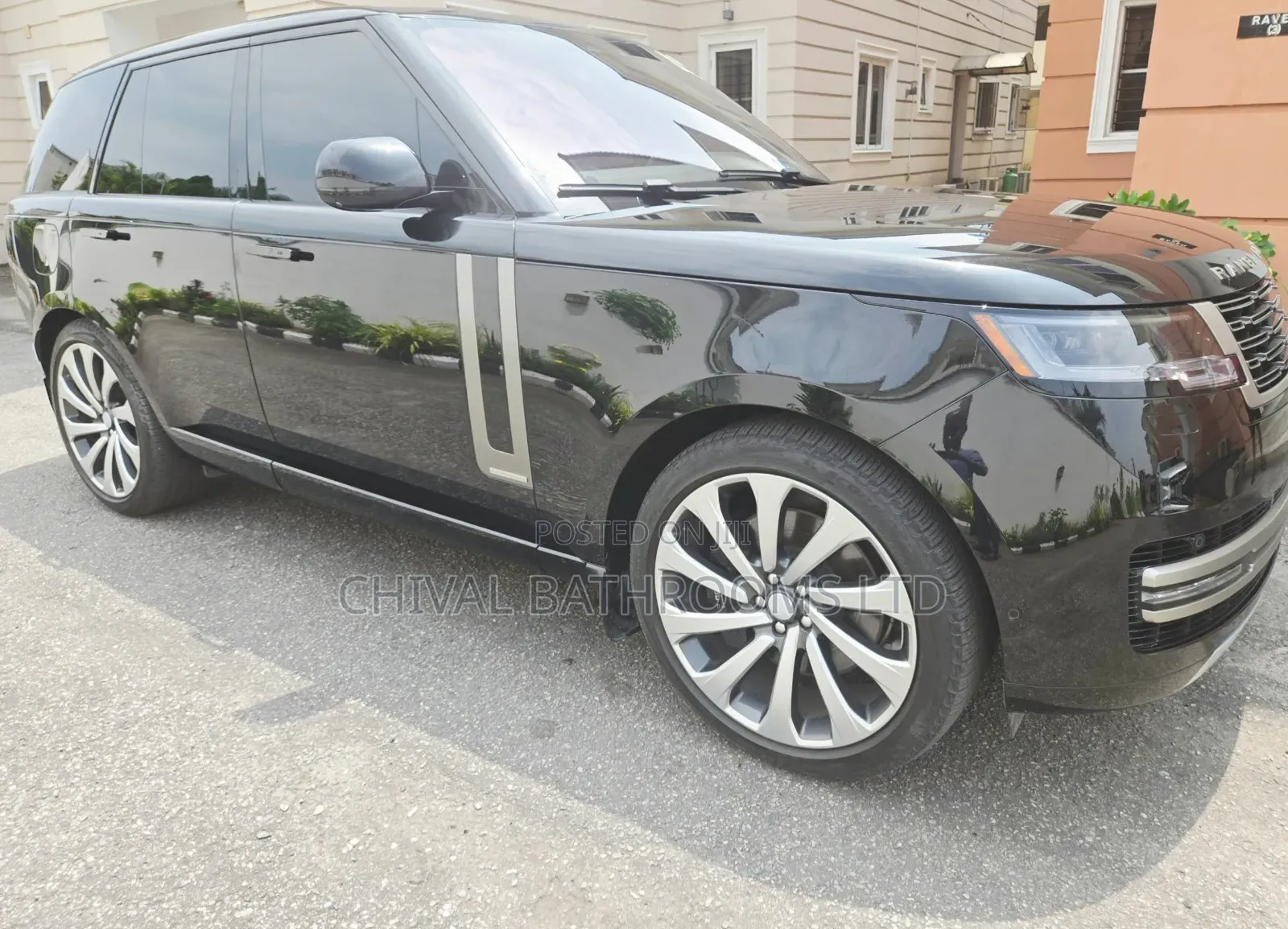 Land Rover Range Rover Vogue 2023 Black