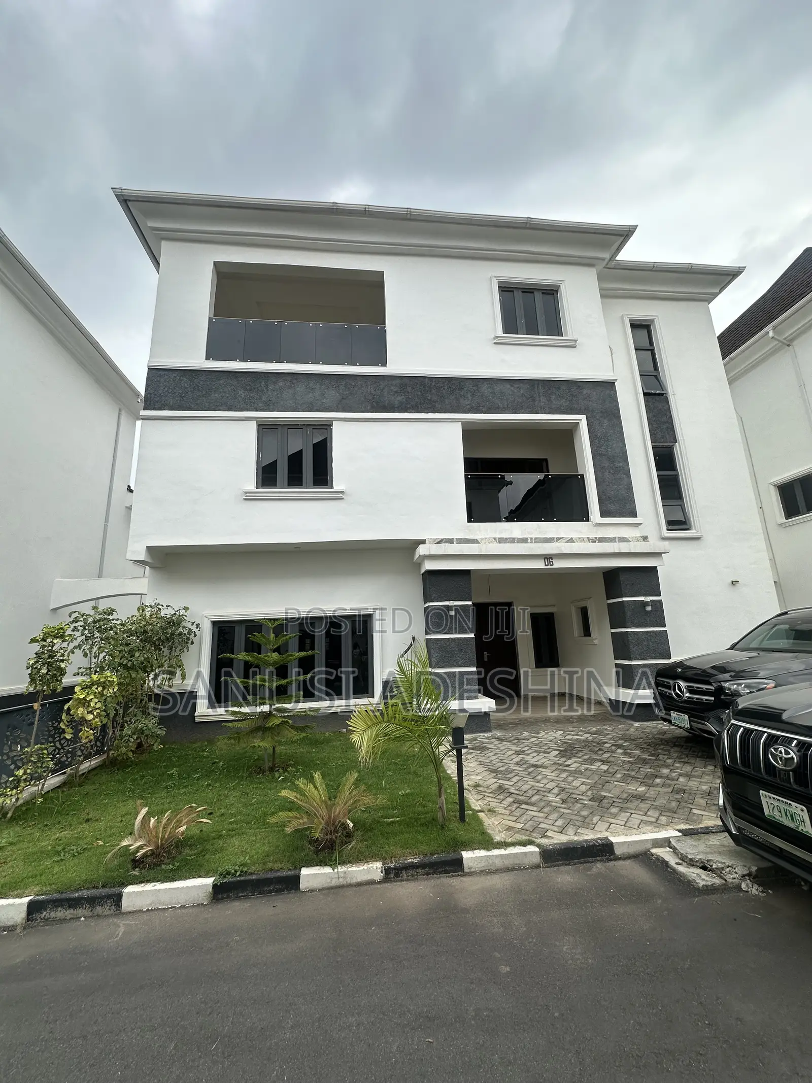 5bdrm Maisonette in Katampe for sale