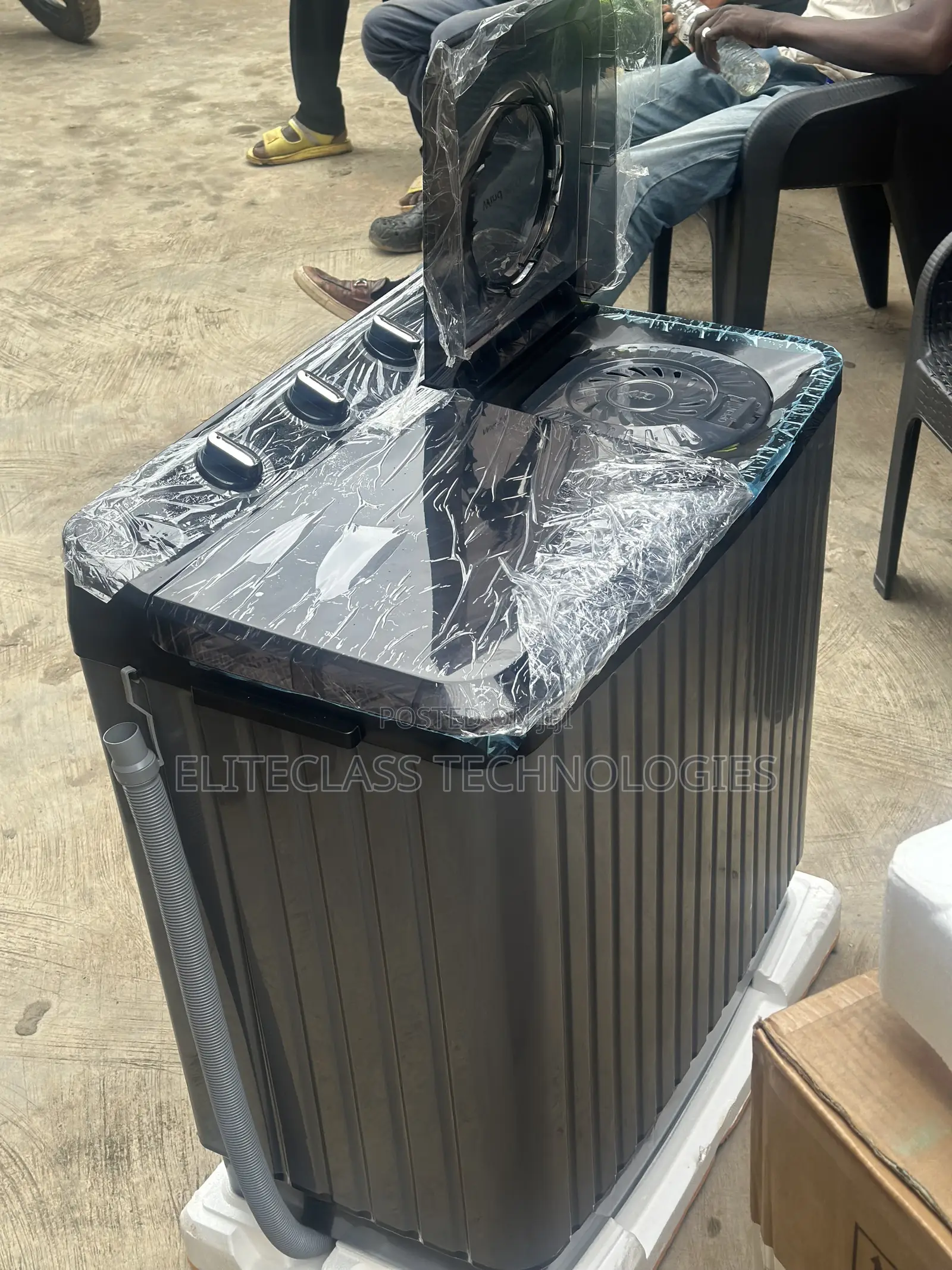 LG Twin Tub Washer P800R3AGNC in Jet Black
