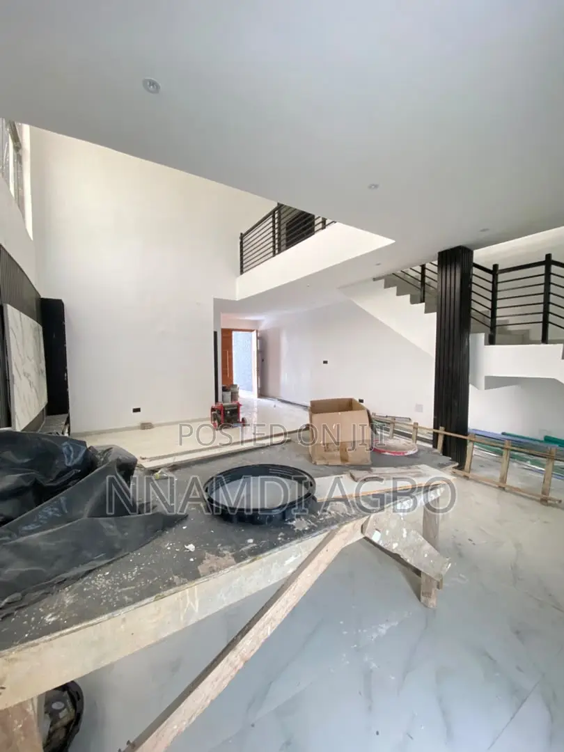 3bdrm Duplex in Sangotedo for sale