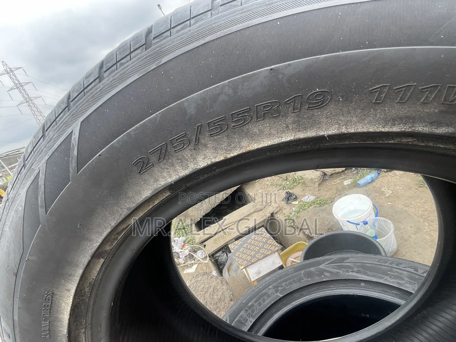 275/55/19 Tire Four Uniform Highest Grade Like New