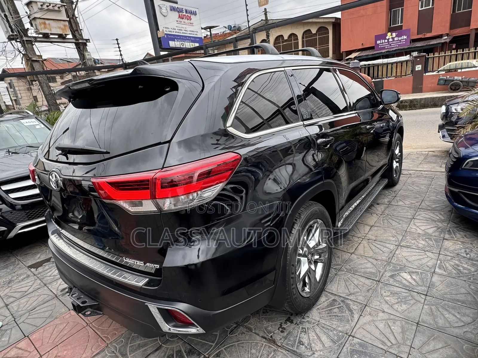 Toyota Highlander Limited Platinum 4x4 V6 (3.5L 6cyl 8A) 2018 Black