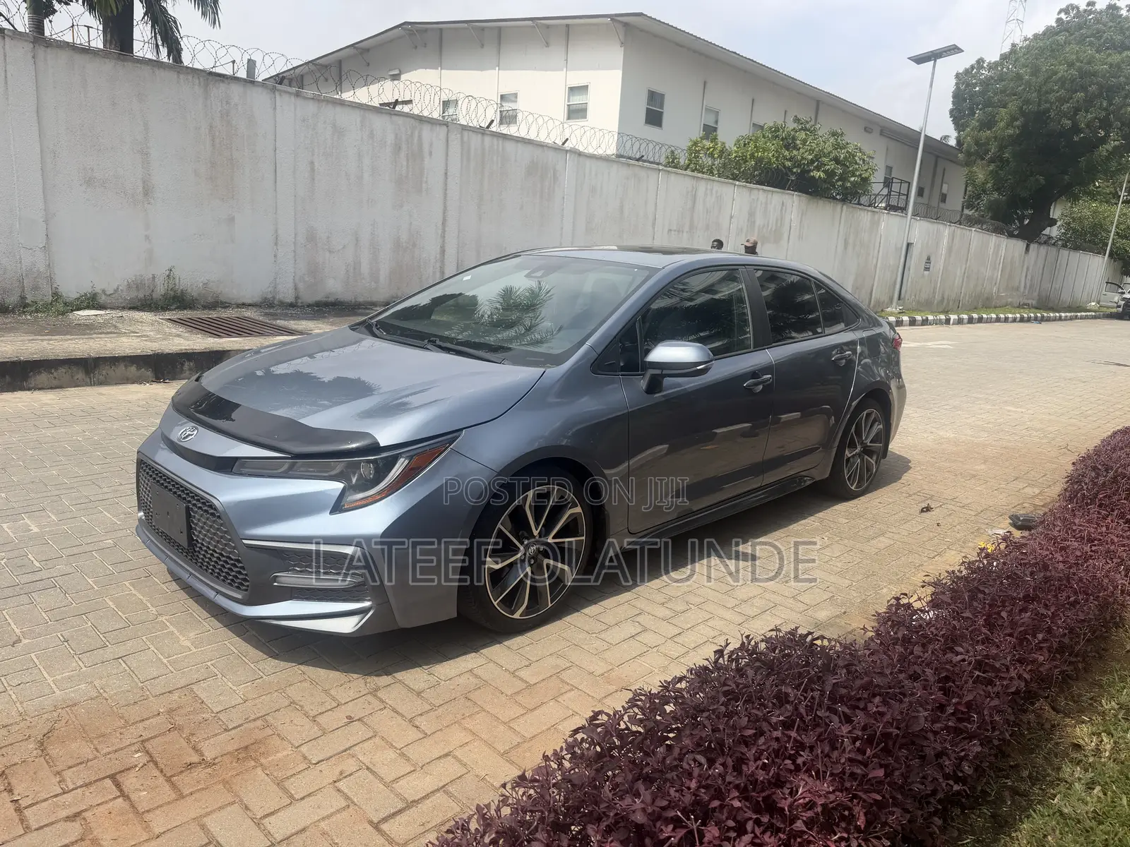 Toyota Corolla SE 2020 Blue
