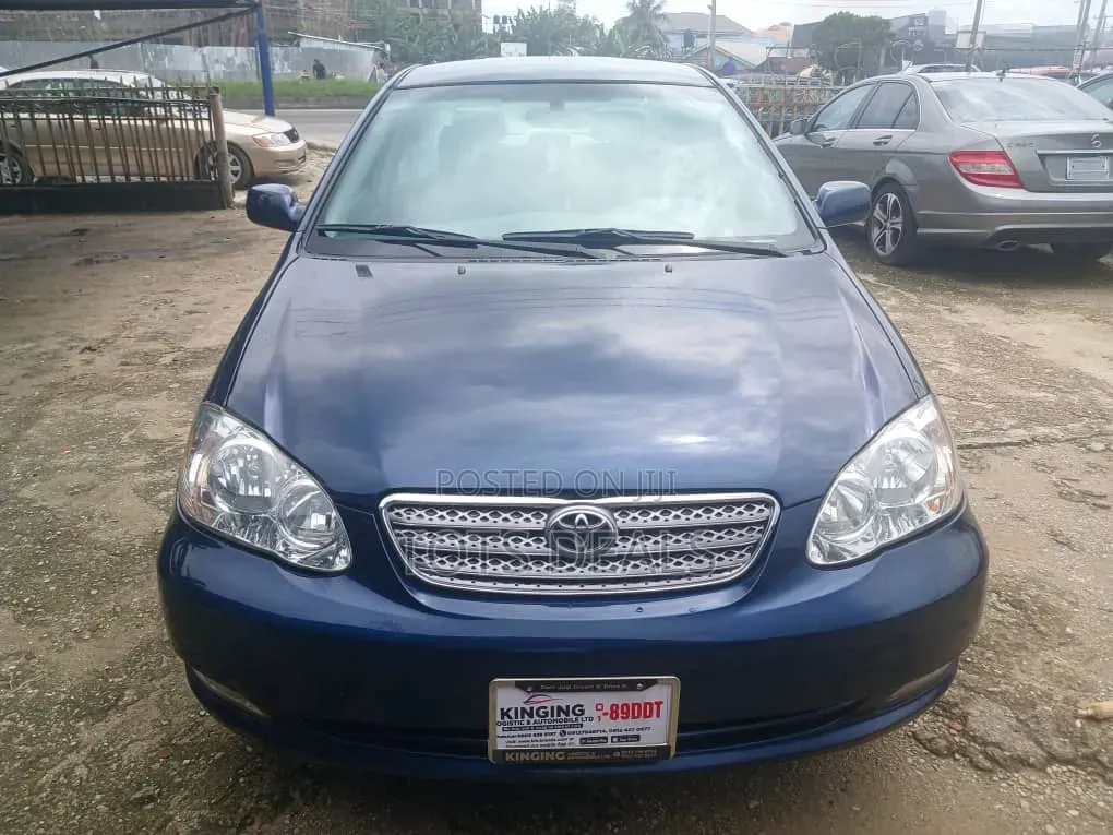 Toyota Corolla LE 2005 Blue
