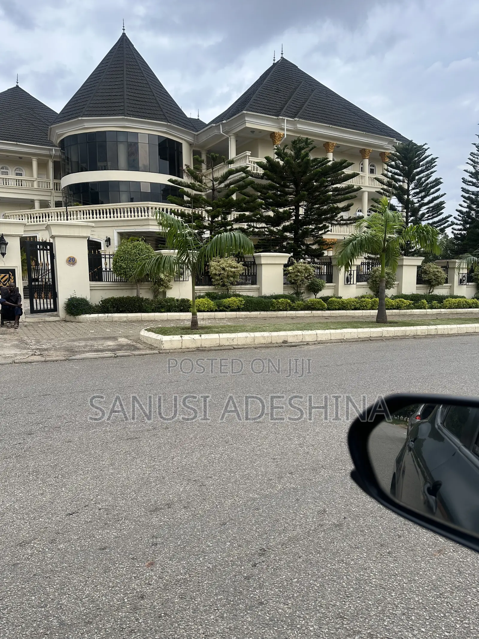 20bdrm Apartment in Katampe Extension At for rent