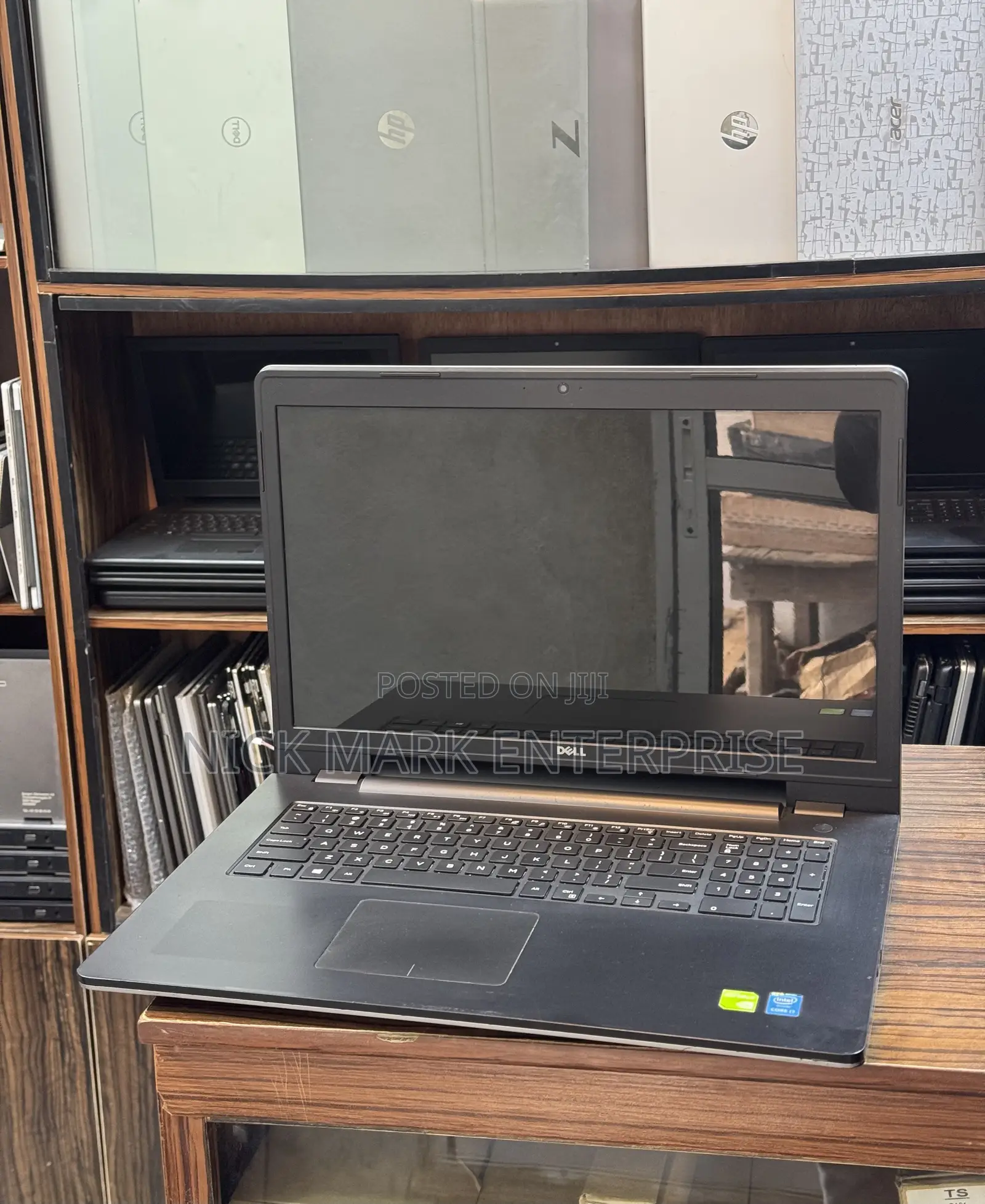 Laptop Dell Inspiron 17 5759 8GB Intel Core i7 HDD 500GB