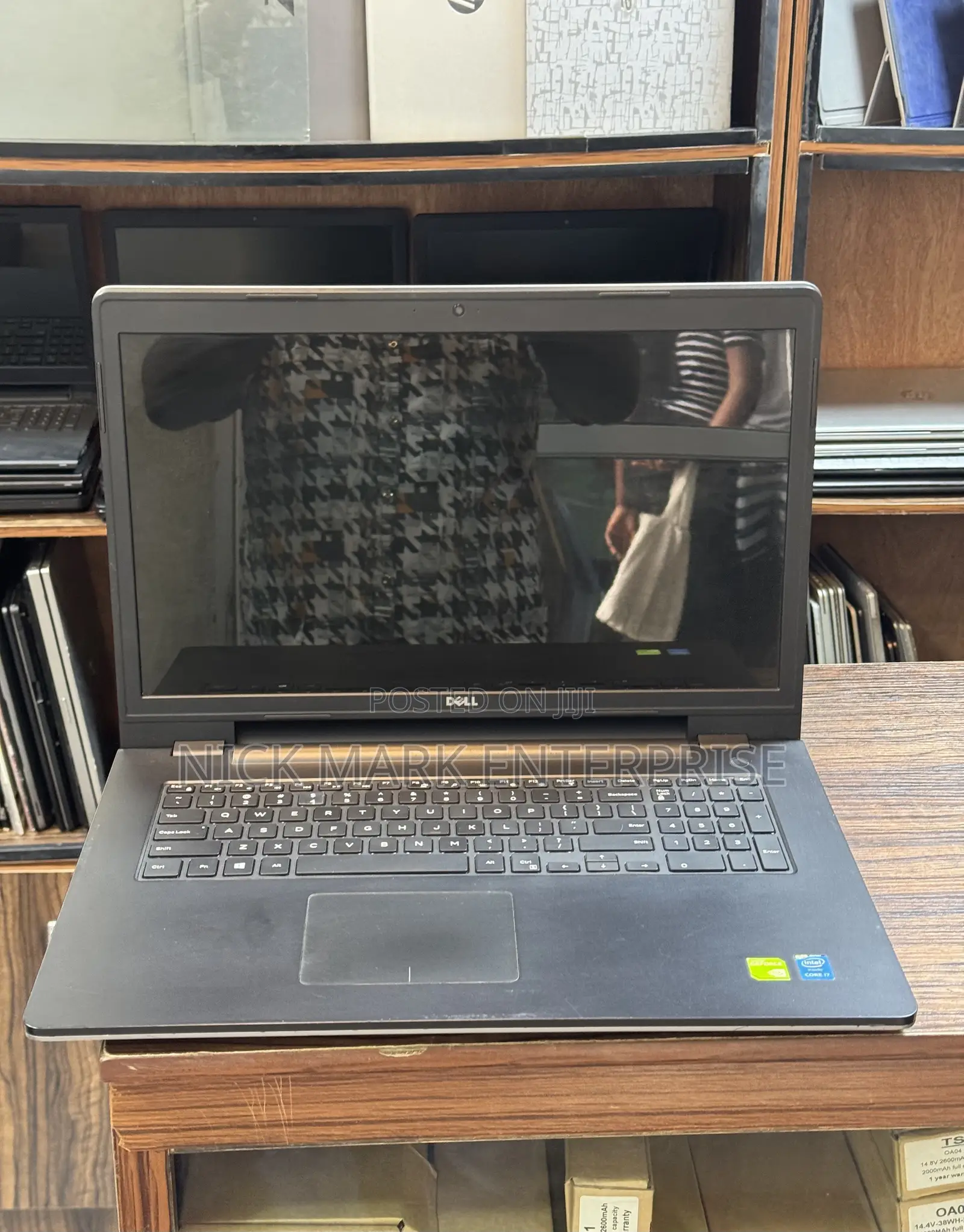 Laptop Dell Inspiron 17 5759 8GB Intel Core i7 HDD 500GB