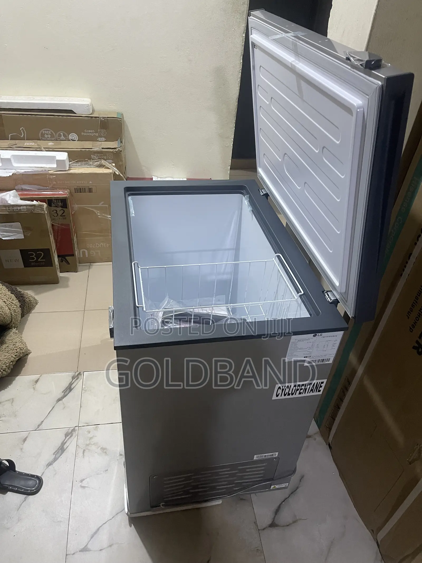 LG 194L Chest Freezer 205R – Efficient Home Freezer