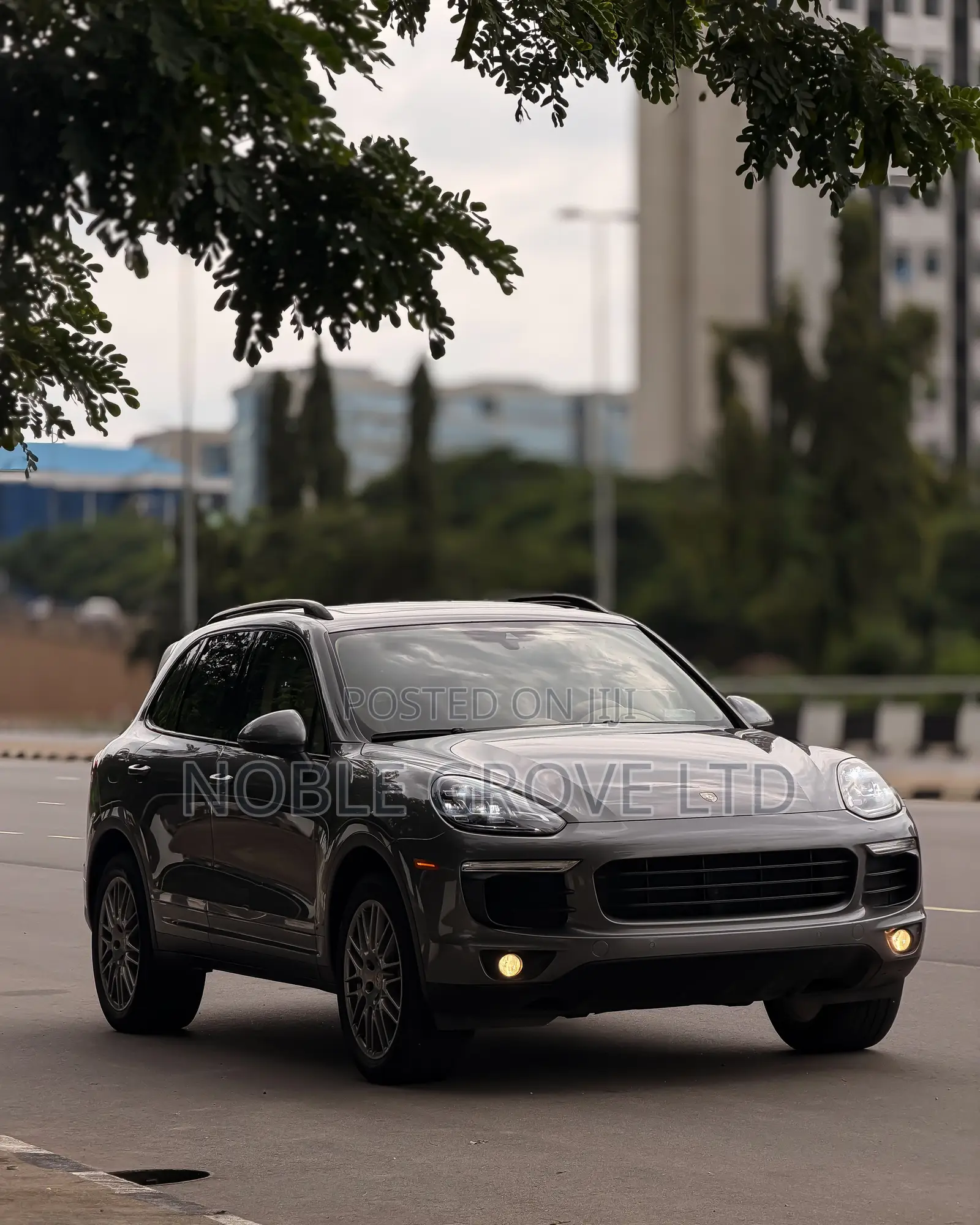 Porsche Cayenne S AWD 2016 Gray
