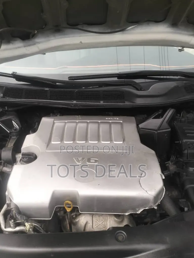Toyota Avalon Limited 2007 White