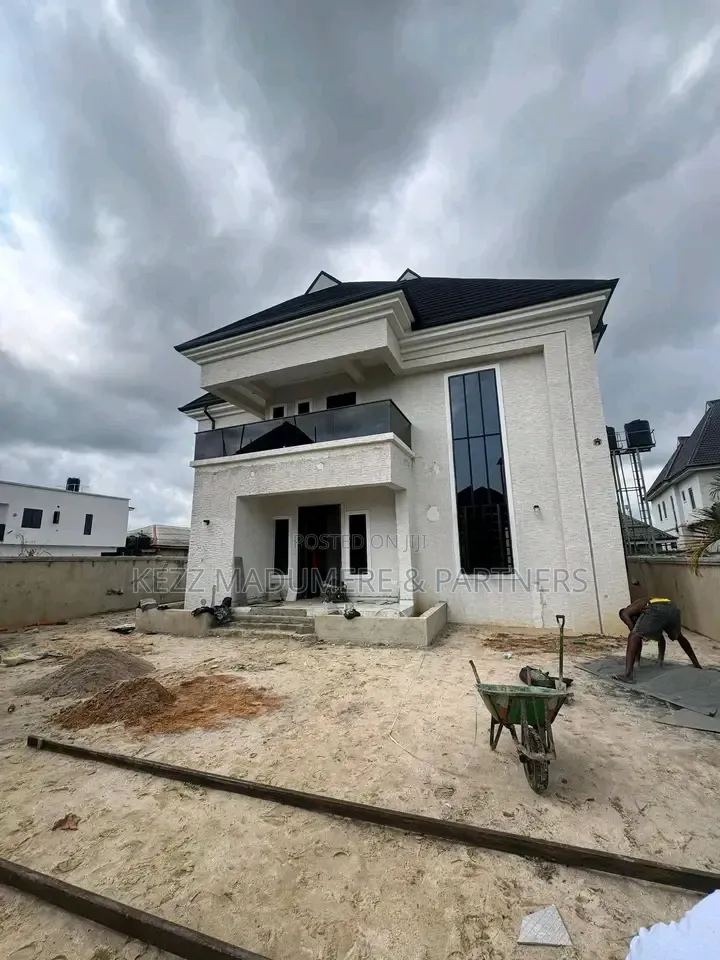 4bdrm Duplex in Mercyland Port, New Layout for sale