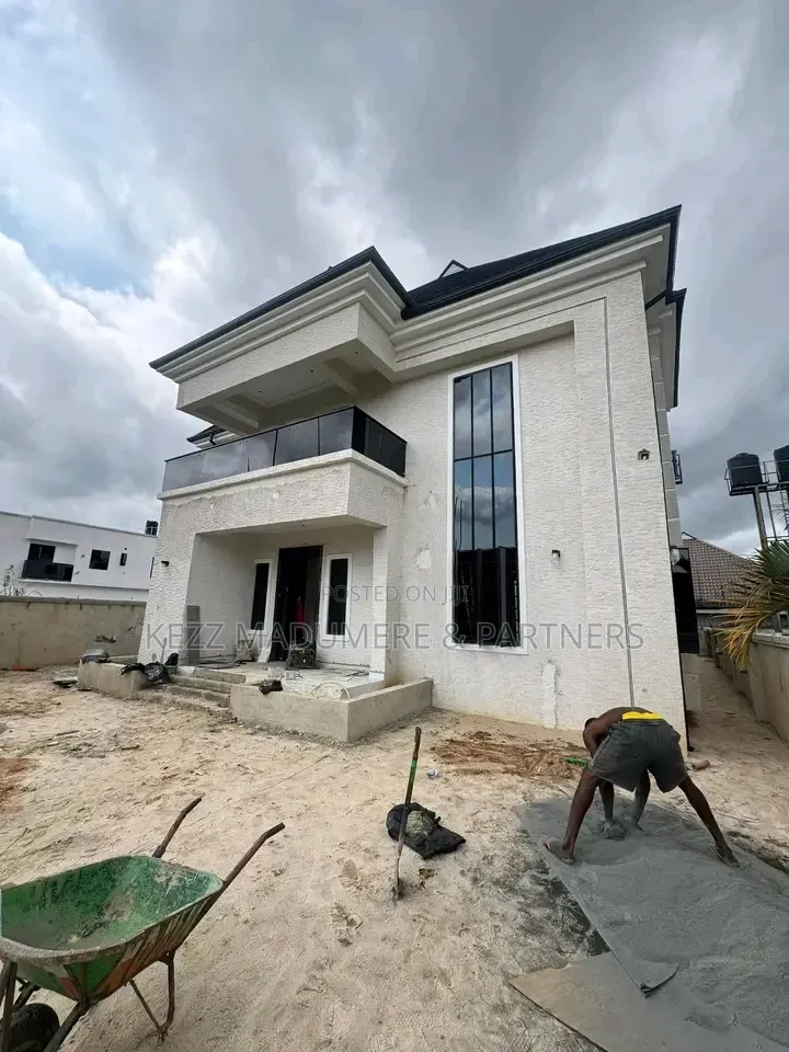 4bdrm Duplex in Mercyland Port, New Layout for sale