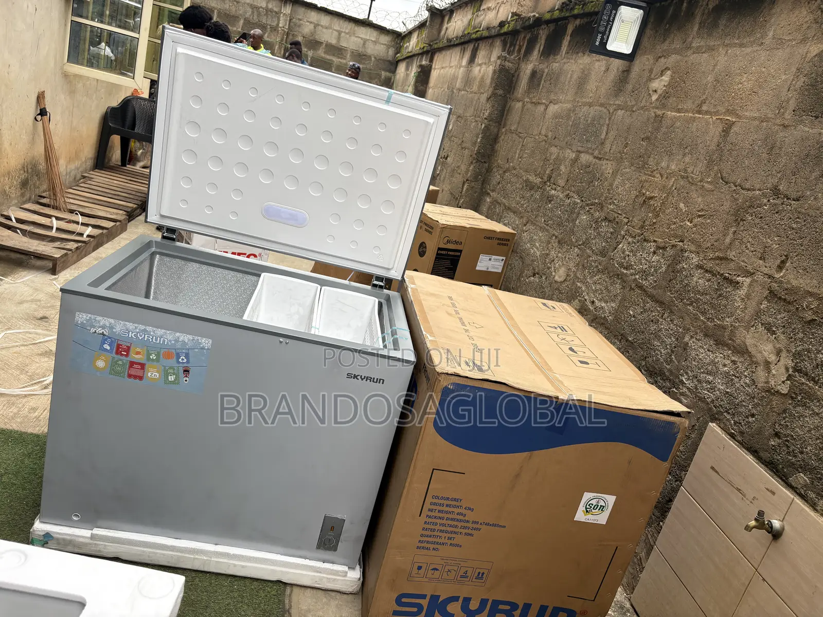 SkyRun BD-260A Freezer for Frozen Inventory