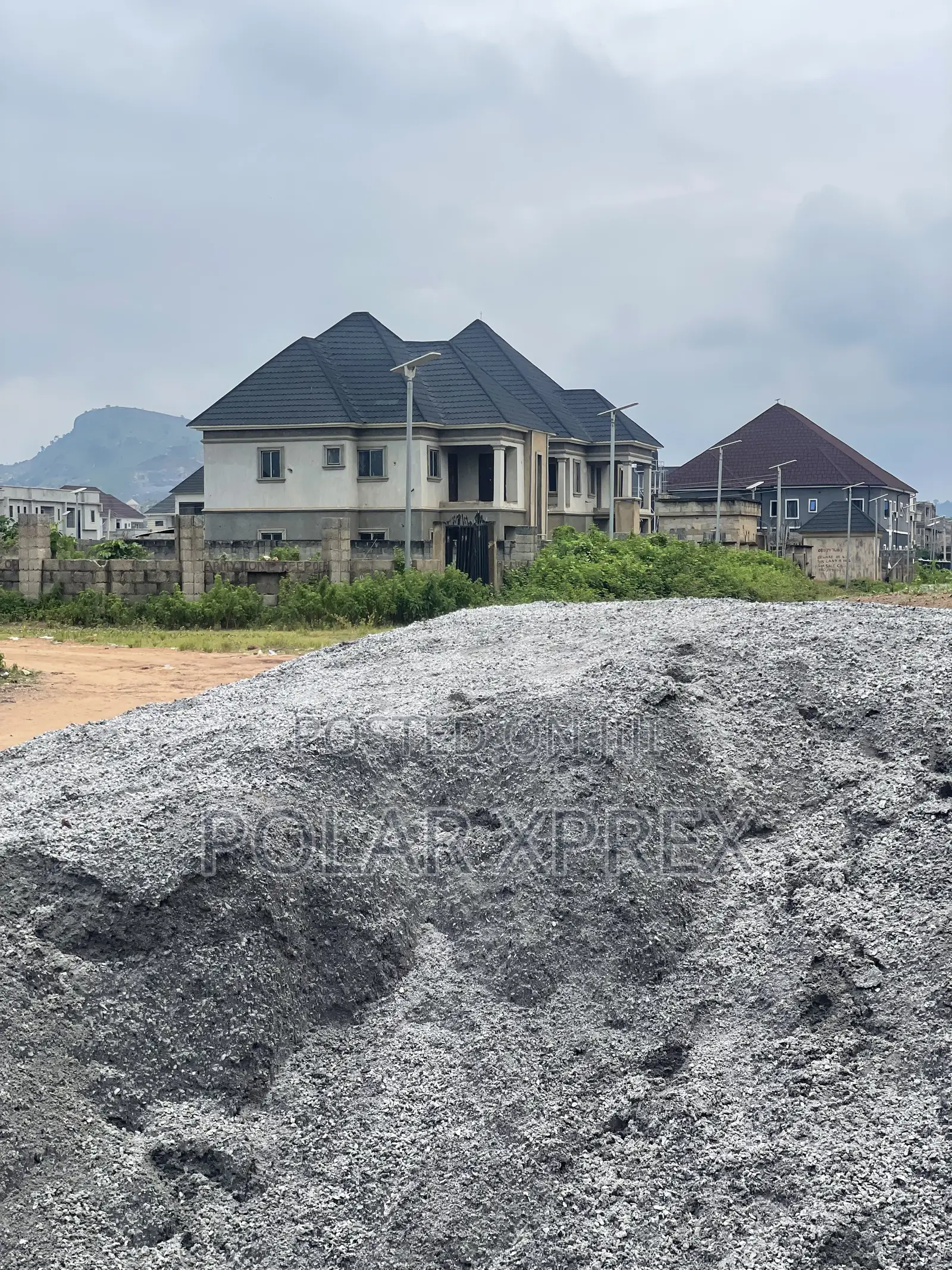 Prime 1500 SQM Land in Fo1 Kubwa for Sale