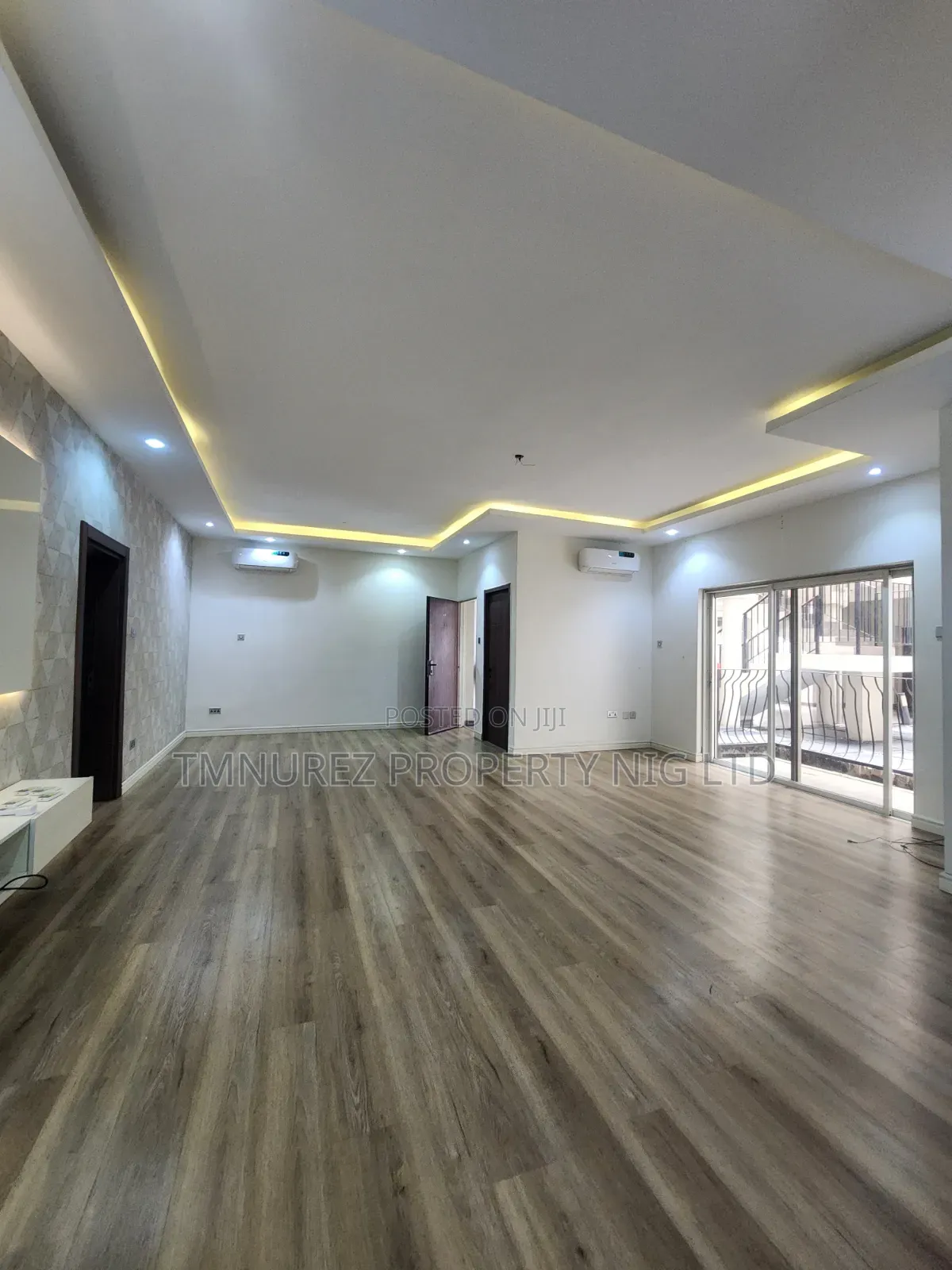 3bdrm Apartment in Lekki Phase 1 for rent