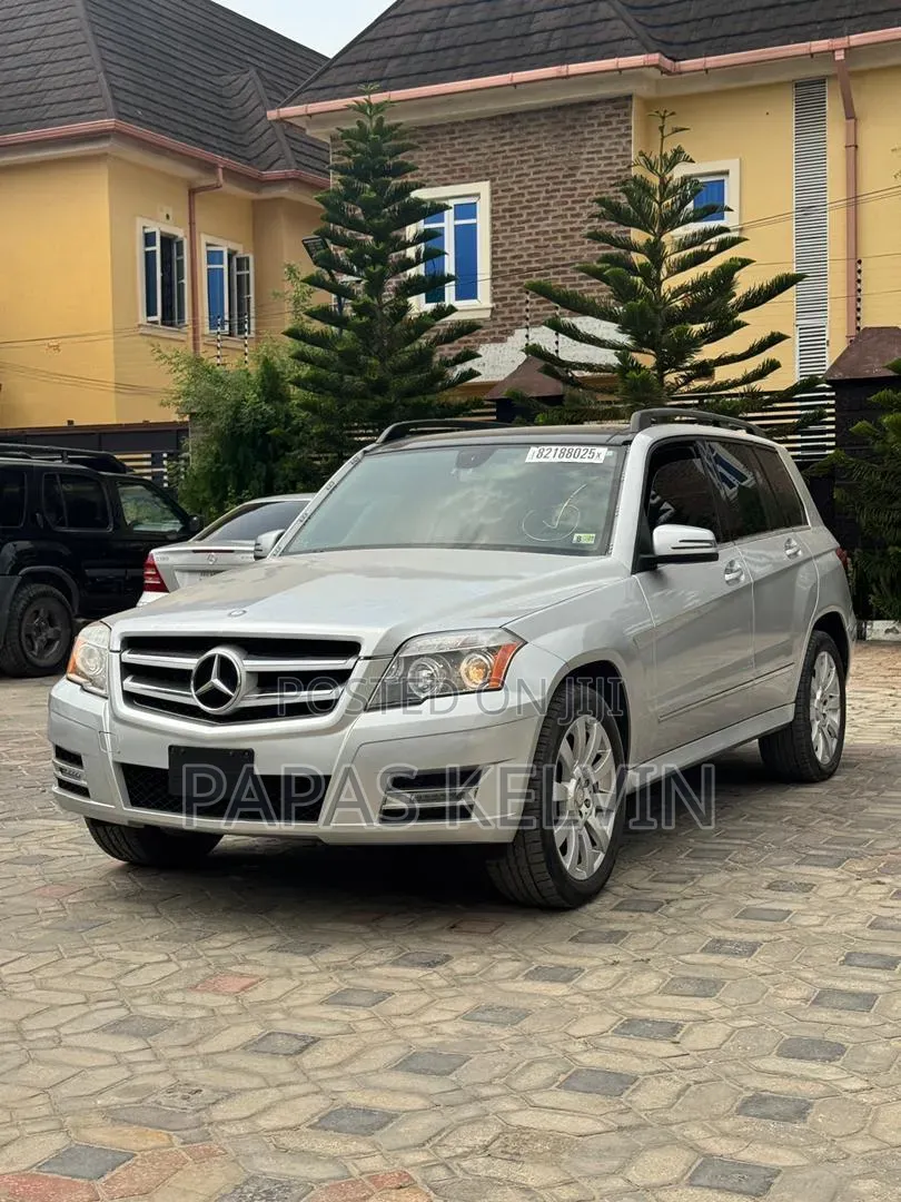 Mercedes-Benz GLK-Class 2012 Silver