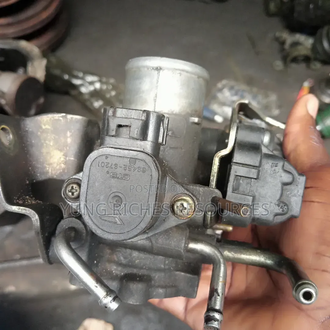 Direct Belgium Complete Injector Mount for Daihatsu Hijet Single Cam