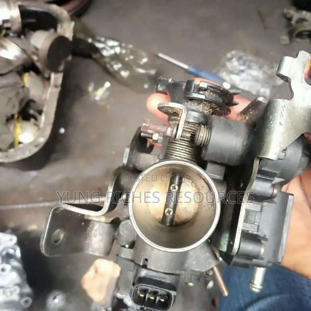 Direct Belgium Complete Injector Mount for Daihatsu Hijet Single Cam