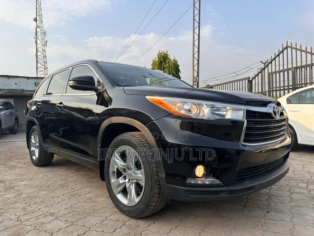 Toyota Highlander 2015 Black