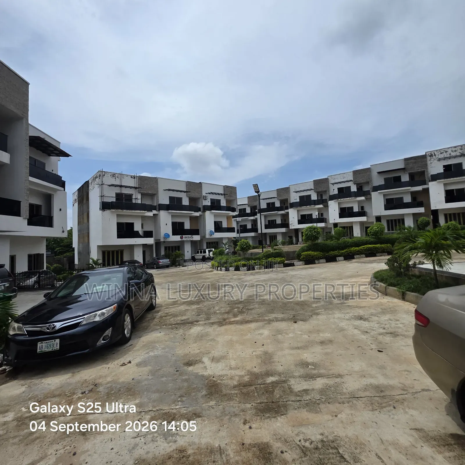 5bdrm Townhouse / Terrace in Southern Bridge, Jabi for rent