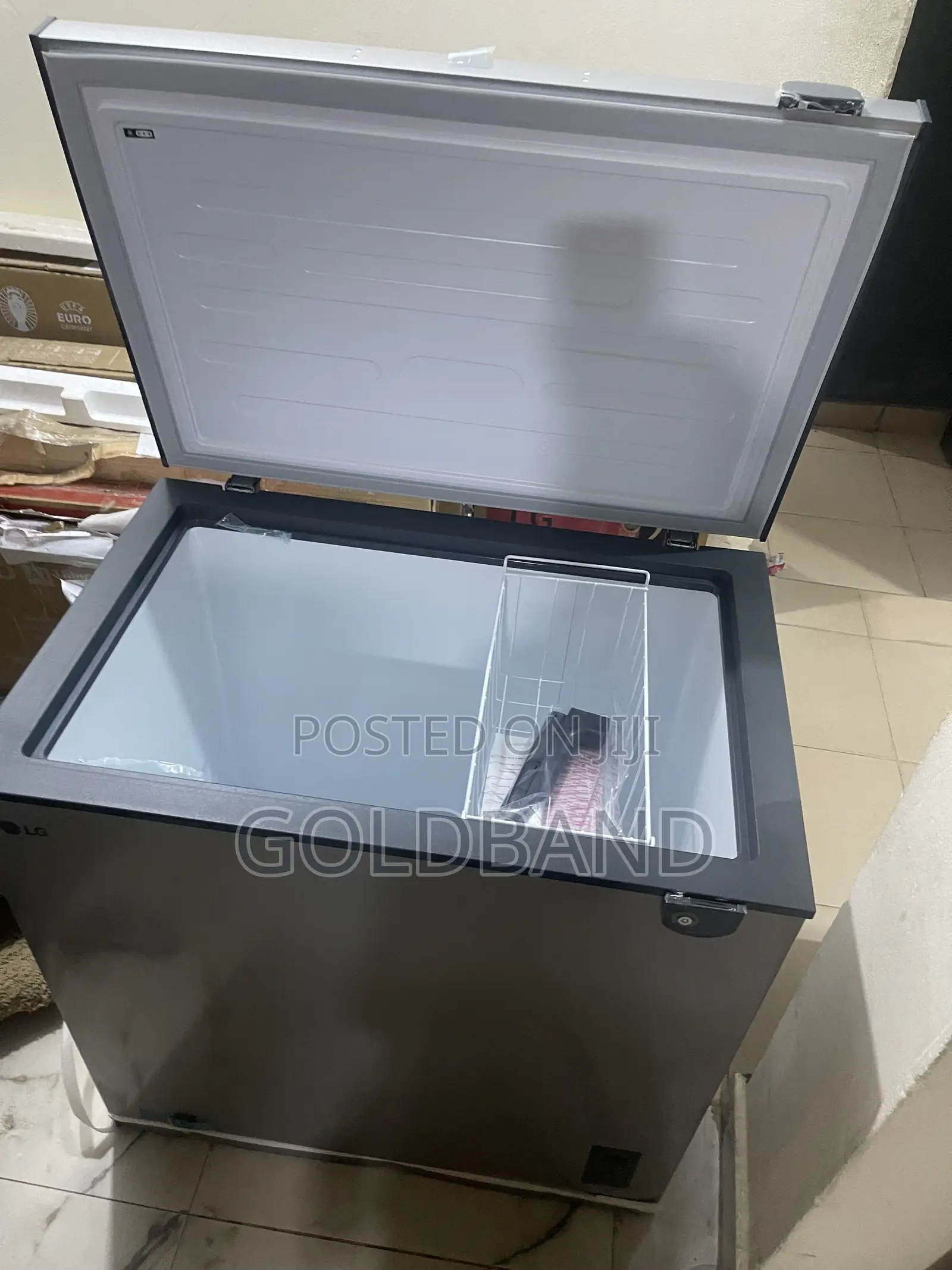 LG 194L 205R Freezer – Efficient Food Preservation