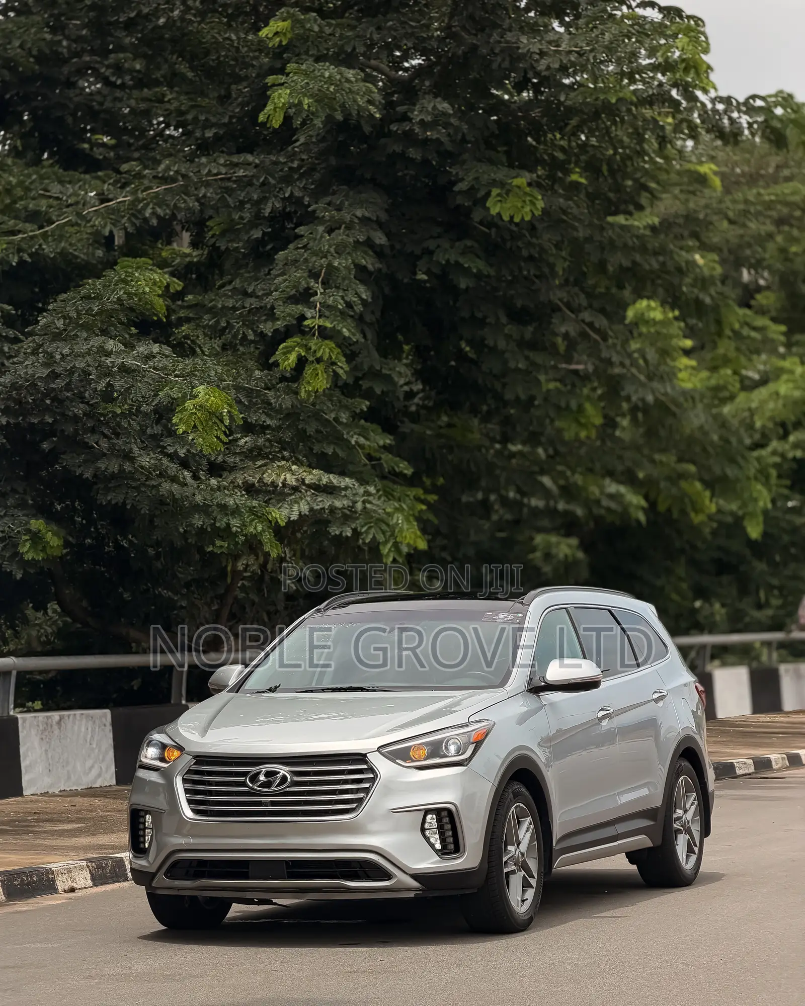 Hyundai Santa Fe Limited Ultimate AWD 2017 Silver