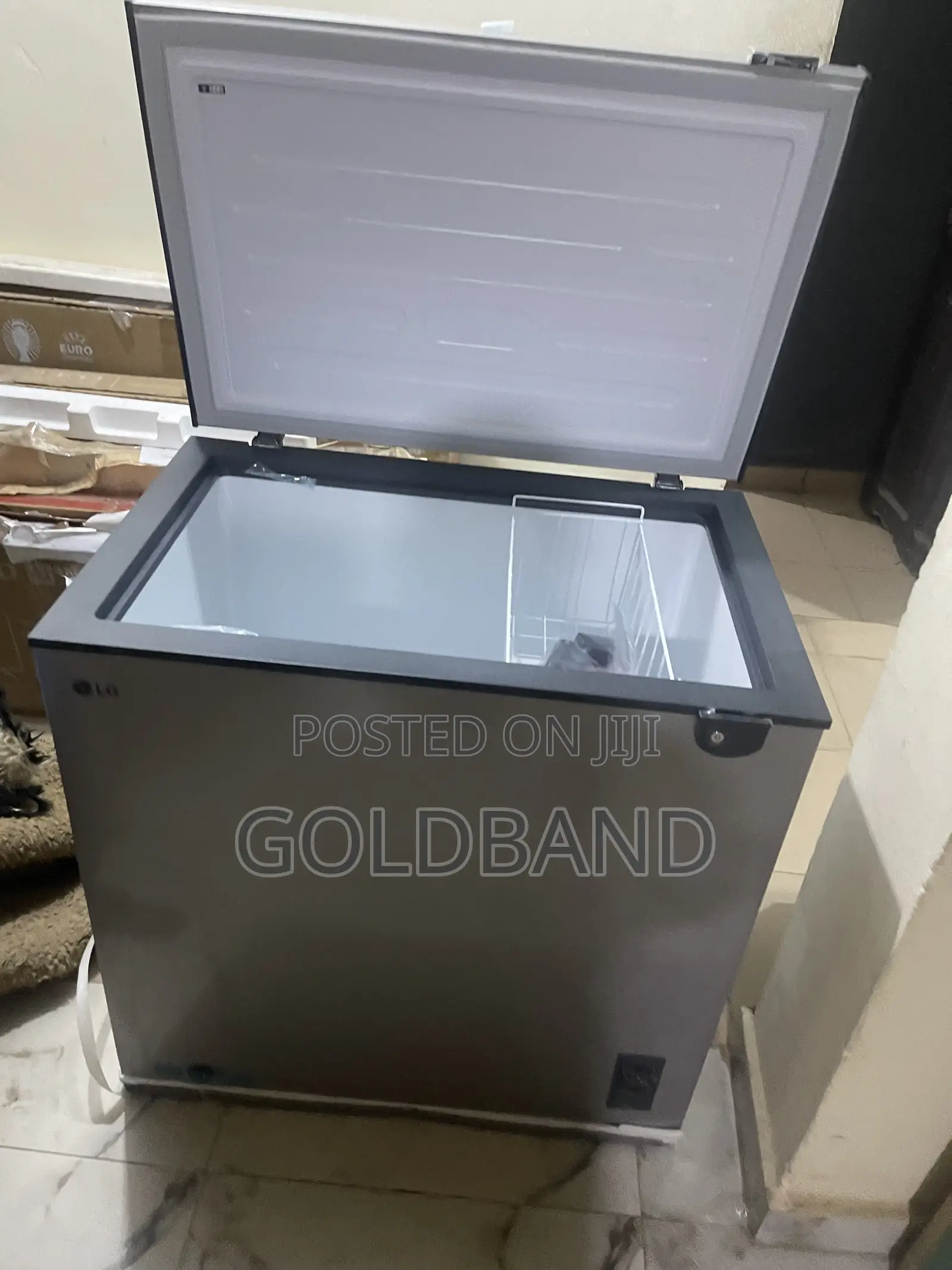 LG Chest Freezer 205R 194L – Convenient Storage